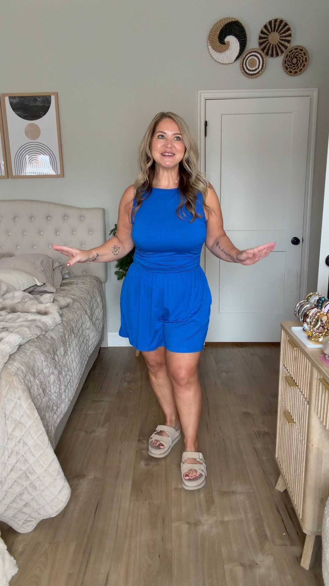 Size large 

#LTKOver40 #LTKPetite #LTKMidsize