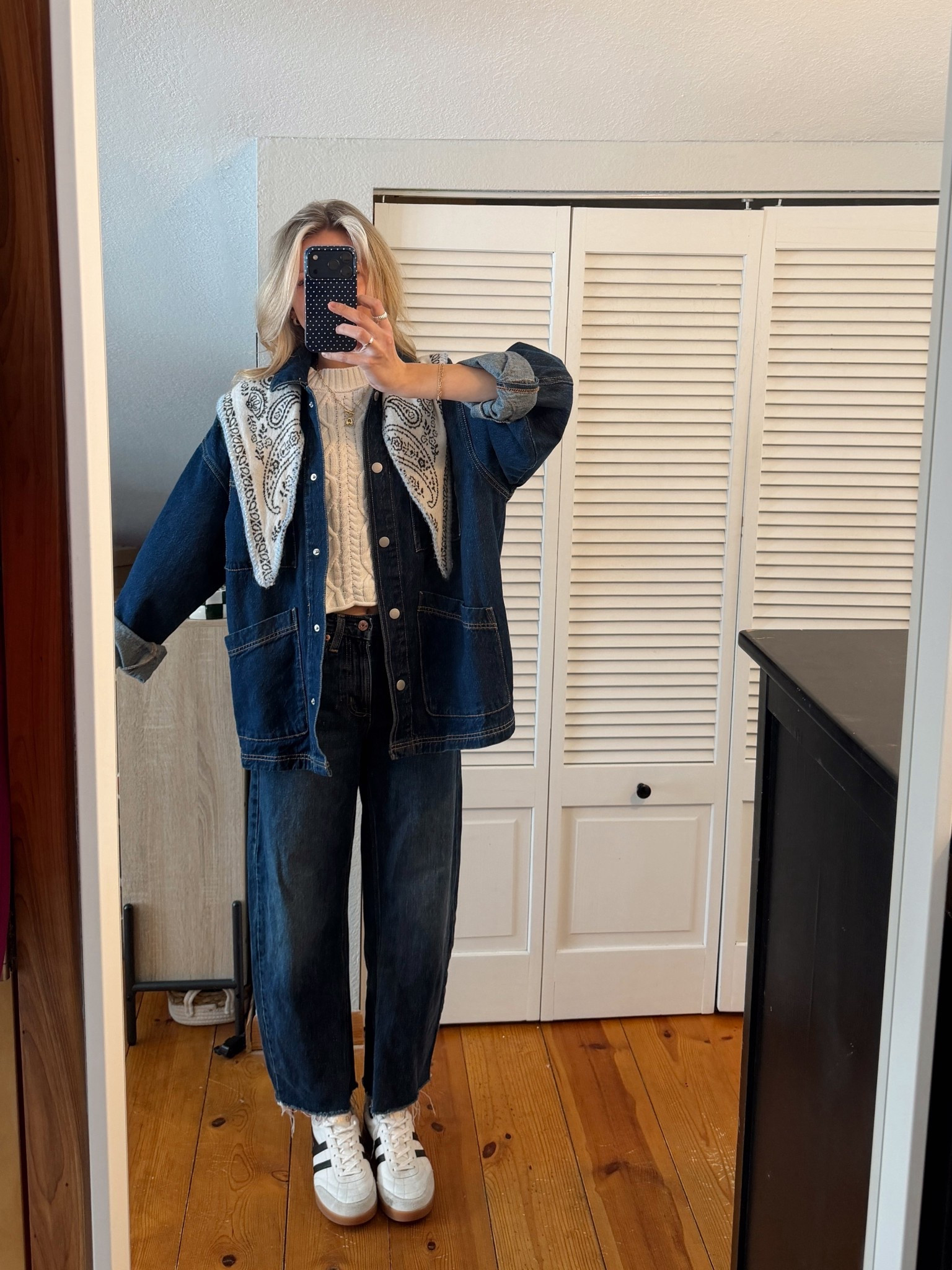 Denim top- small, sweater- small, pants- 24 (cut bottoms!) 

#LTKootd #LTKdayinmylife