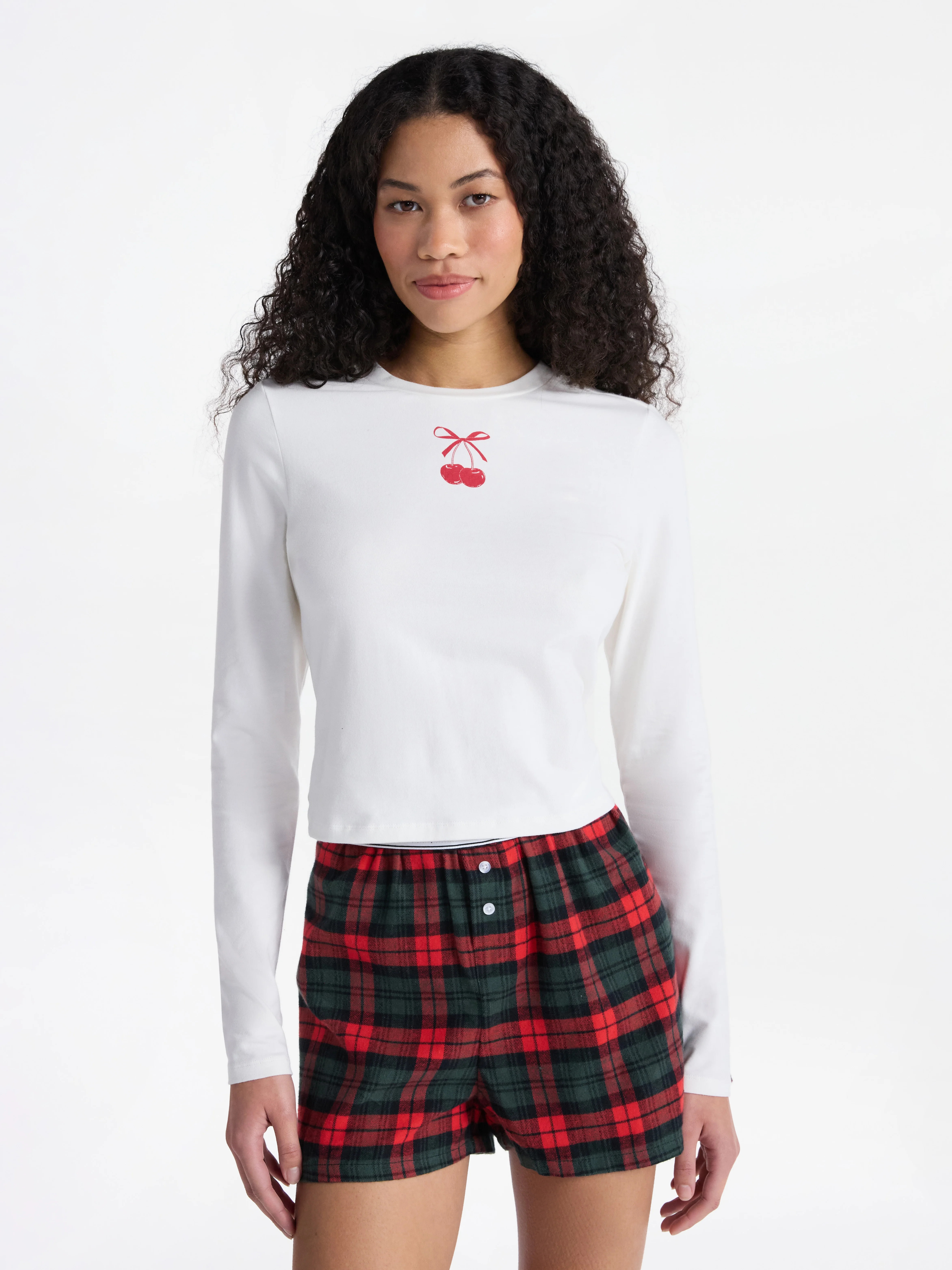 No Boundaries Baby Tee with Long Sleeves, Women’s | Walmart (US)