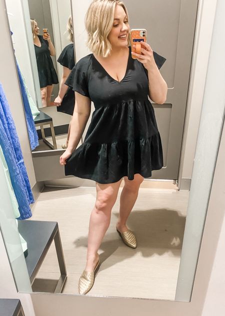 30% off dresses with target circle sale. This cutest little dress is super versatile, I love the flutter sleeve, and It comes
In multiple colors.

I tried on a Large, but would have to size up to an XL because the bust was too tight. FYI for all my busty babes. 




#LTKStyleTip #LTKSaleAlert #LTKFindsUnder50