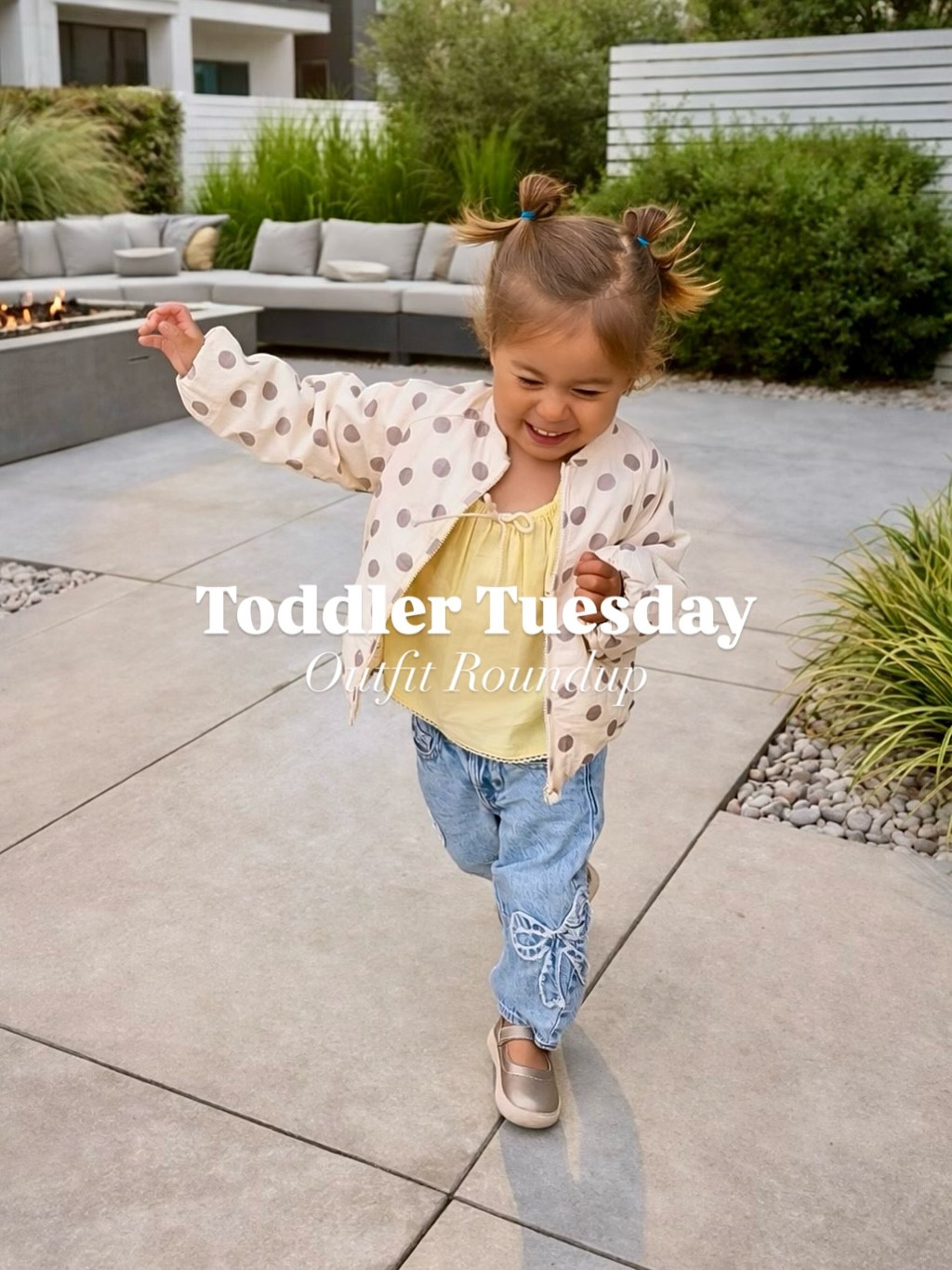 Toddler Tuesday 🎀👑 Wr!te TODDLER and I’ll send you Harlow’s toddler outfit details!

Rounding up some of Harlow’s latest toddler girl outfits! How cute is the polka dot jacket and the pink cowgirl boots!! 

#toddlergirlfashion #toddleroutfit