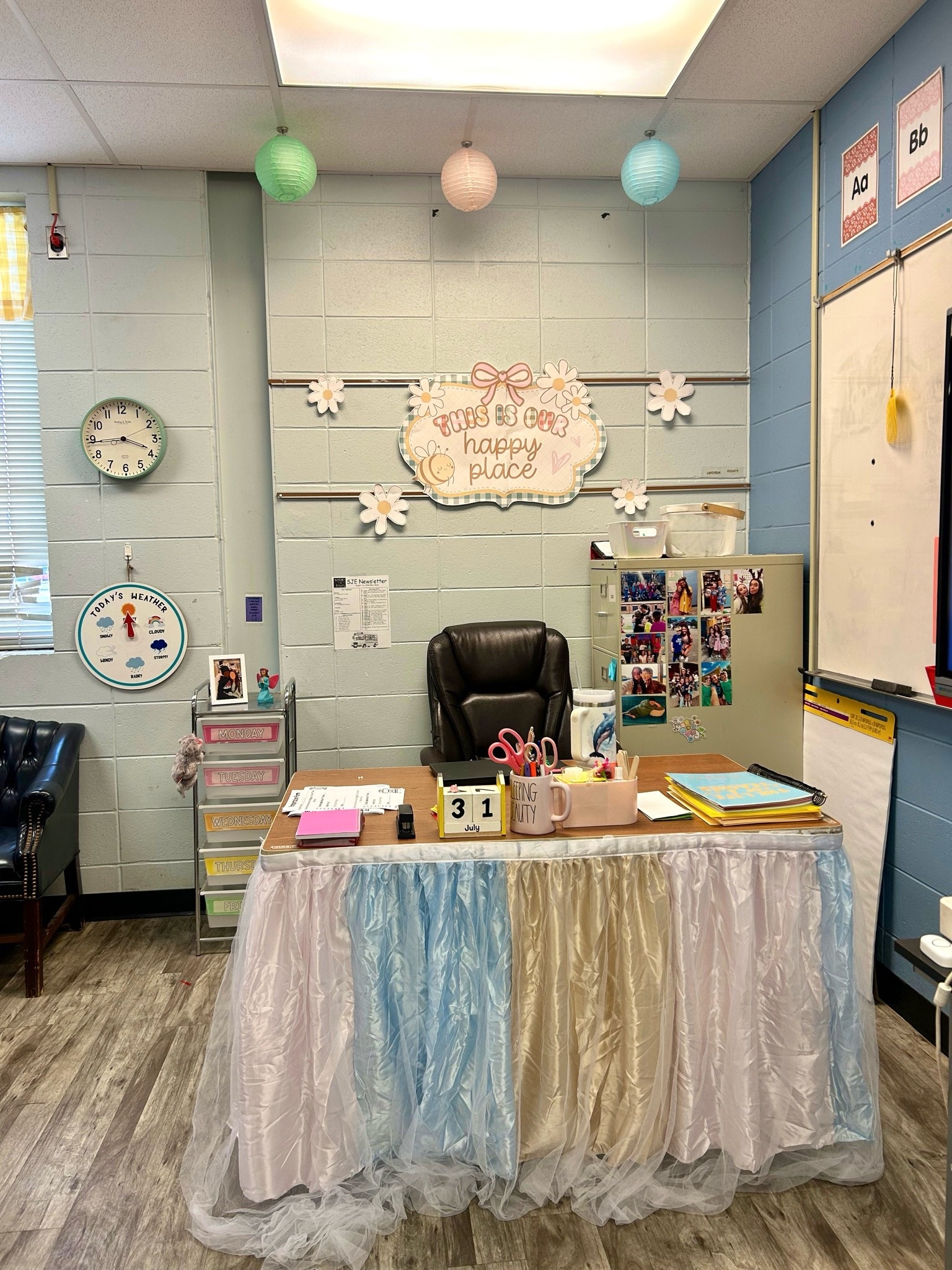 Classroom Teacher Desk Skirt 
#Teacher #ClassroomDecor #ClassroomFinds