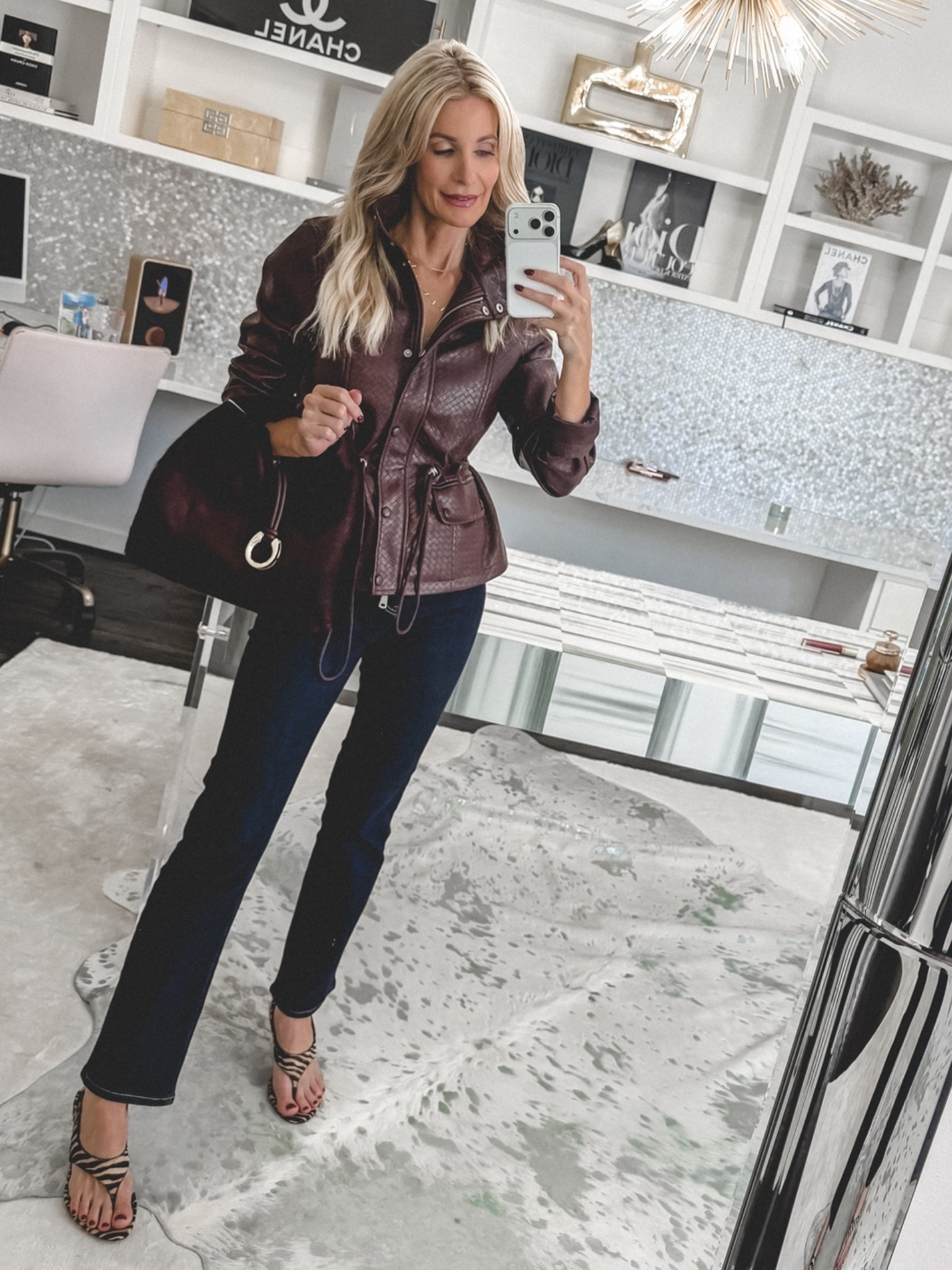 A waist-defining burgundy jacket instantly makes dark-wash jeans feel more polished! These $50 Quince jeans have such a flattering fit and create the perfect foundation for a chic fall date-night look. I’m wearing an XS in the jacket and a 24 x 28 in the jeans. #QuinceDenim #BurgundyStyle #DateNightOutfit #FashionOver40
 

 

#LTKgrwm #LTKootd #LTKPetite