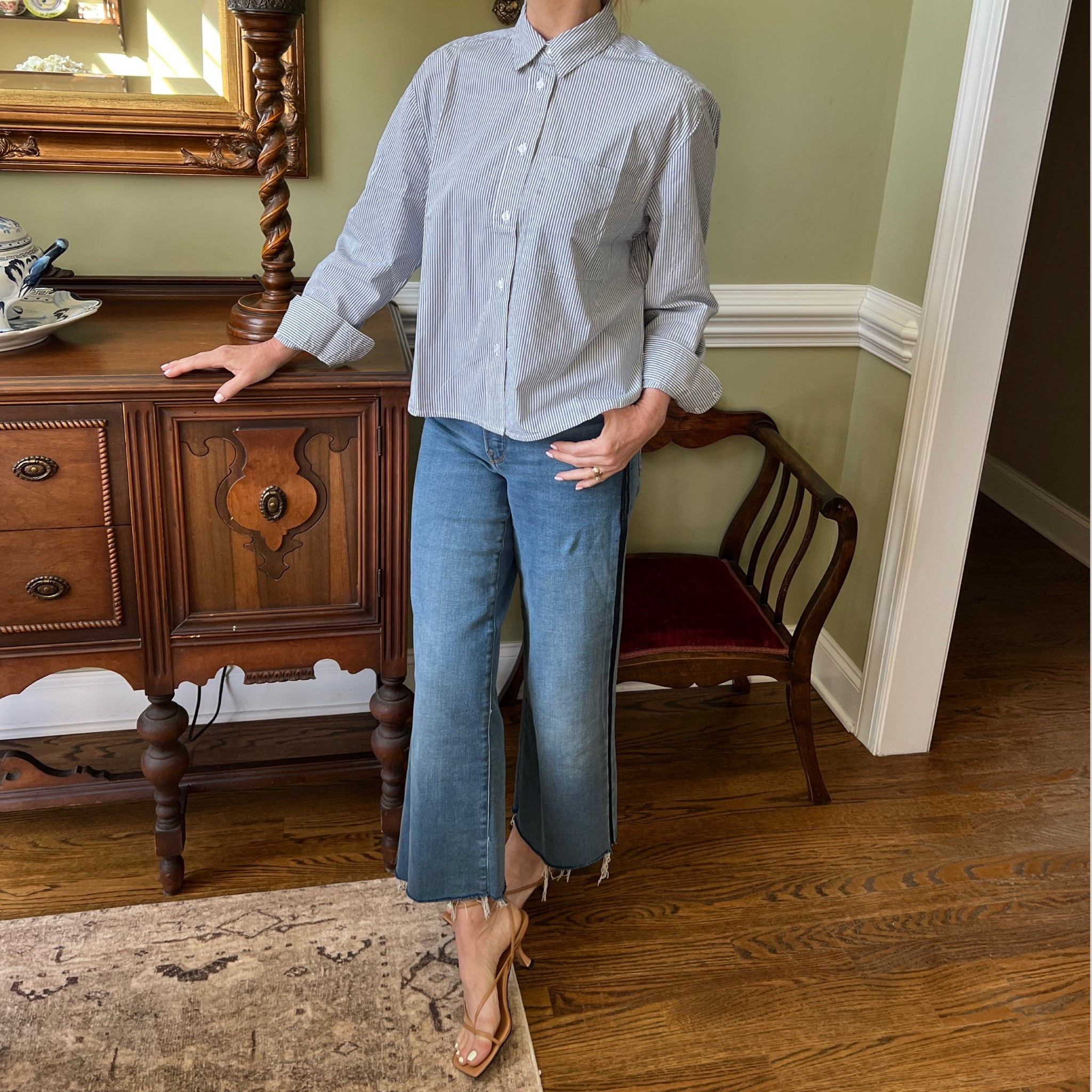 sunday s t y l e///#styleinspiration #stylediaries  #fashionblogger #liketkit  #styleover50 #50plusandfabulous #fashionover50 #50plusblogger @liketoknow.it #goodamerican #jeffreycampbell #quince