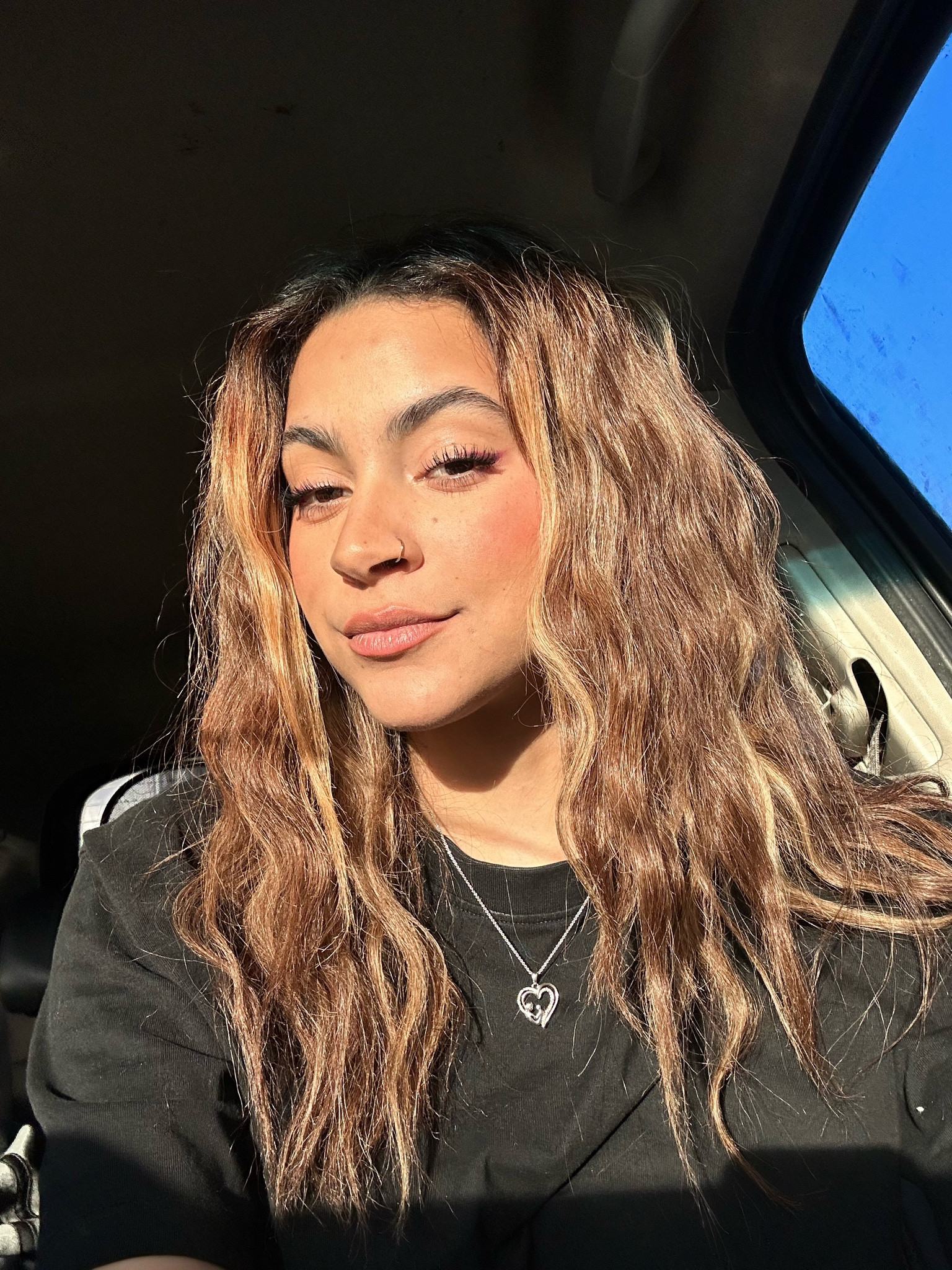 Beach waves, natural makeup look, spring makeup, spring hairstyle, spring blush, hairstyle, blonde hair, spring/summer hair, natural makeup, dewy skin

#LTKSeasonal #LTKFind #LTKbeauty