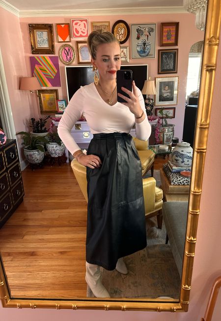 While I can’t get down with the jeans that are on trend at the moment, I do love that long denim and leather skirts are “in”! 

#LTKfindsunder100 #LTKstyletip #LTKfindsunder50