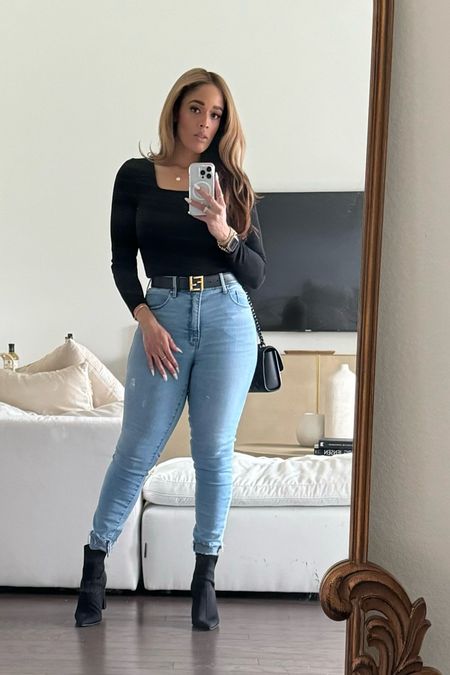 I’m so in love with ribbed bodysuits. These come in several colors and are very comfy these jeans also have the perfect amount of stretch. 

#LTKstyletip #LTKSeasonal #LTKmidsize