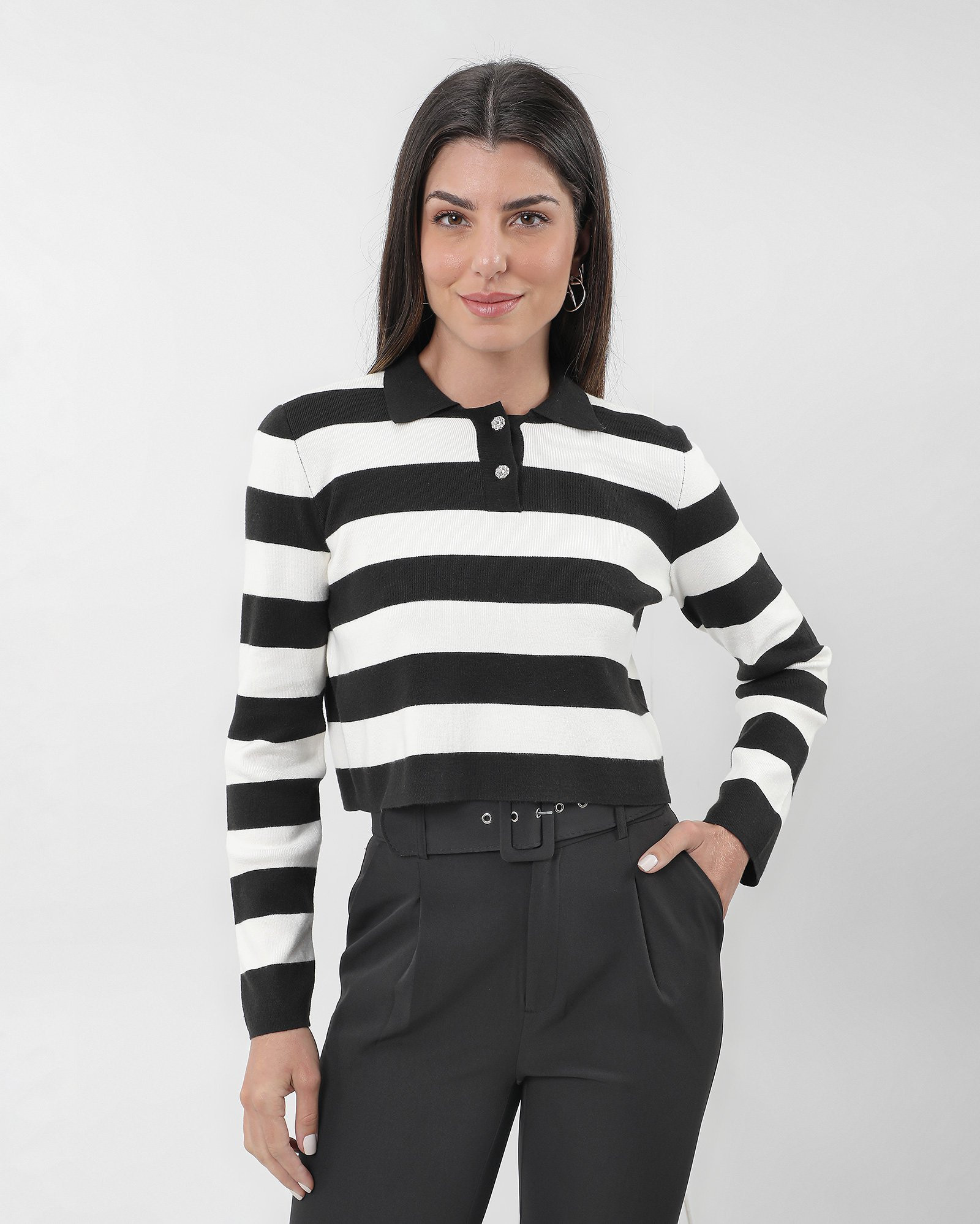 Blusa feminina de tricot listrada com botões branca | AK by Riachuelo | Riachuelo (BR)