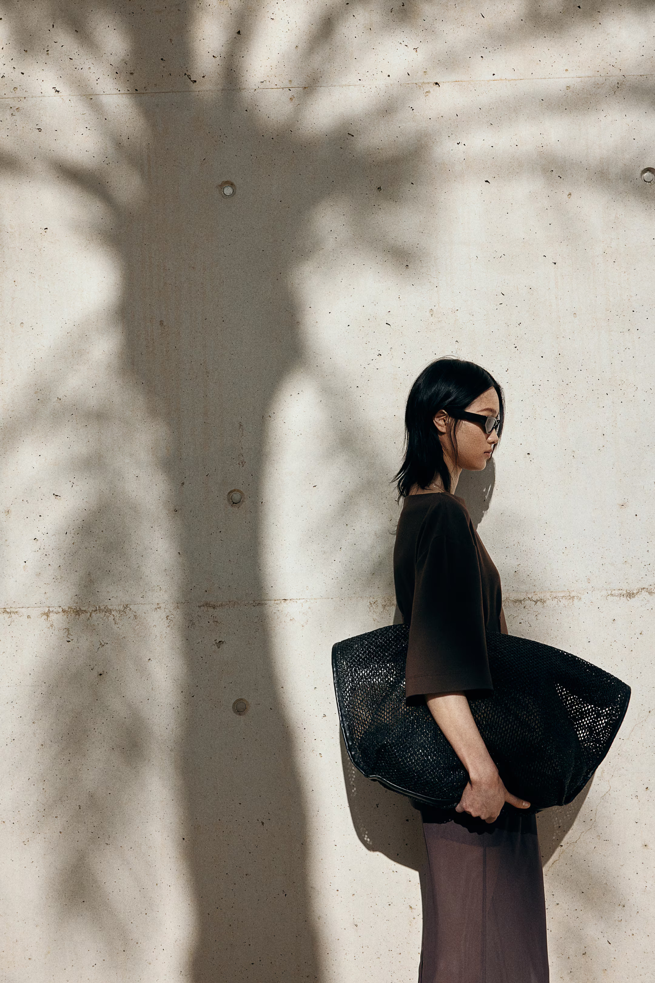 Waisted T-shirt - Dark brown - Ladies | H&M GB | H&M (UK, MY, IN, SG, PH, TW, HK)