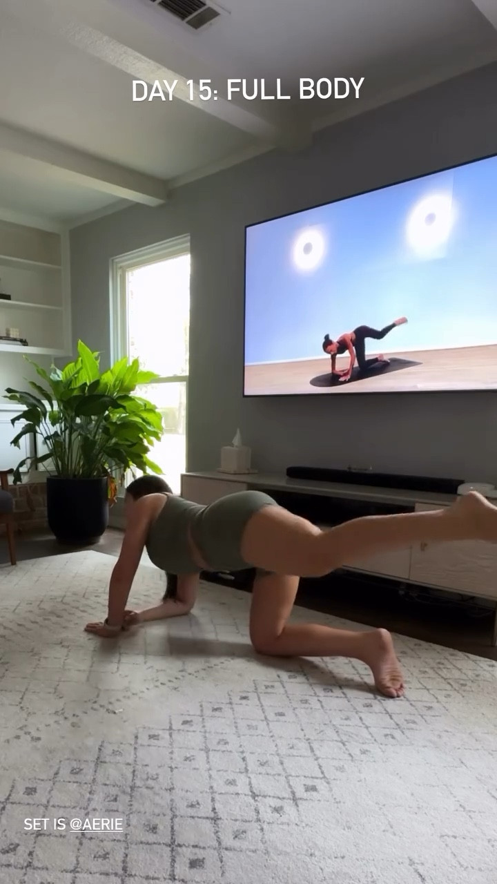 DAY 15: FULL BODY  SET IS @Aerie 

Set is old but linked a few others I’m loving right now!! 

#LTKActive #LTKmorningroutine #LTKfitnessgoals