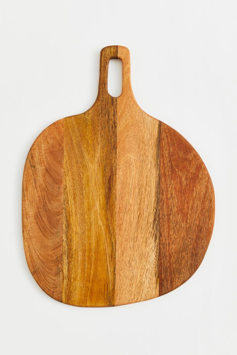 Wooden chopping board | H&M (UK, MY, IN, SG, PH, TW, HK)