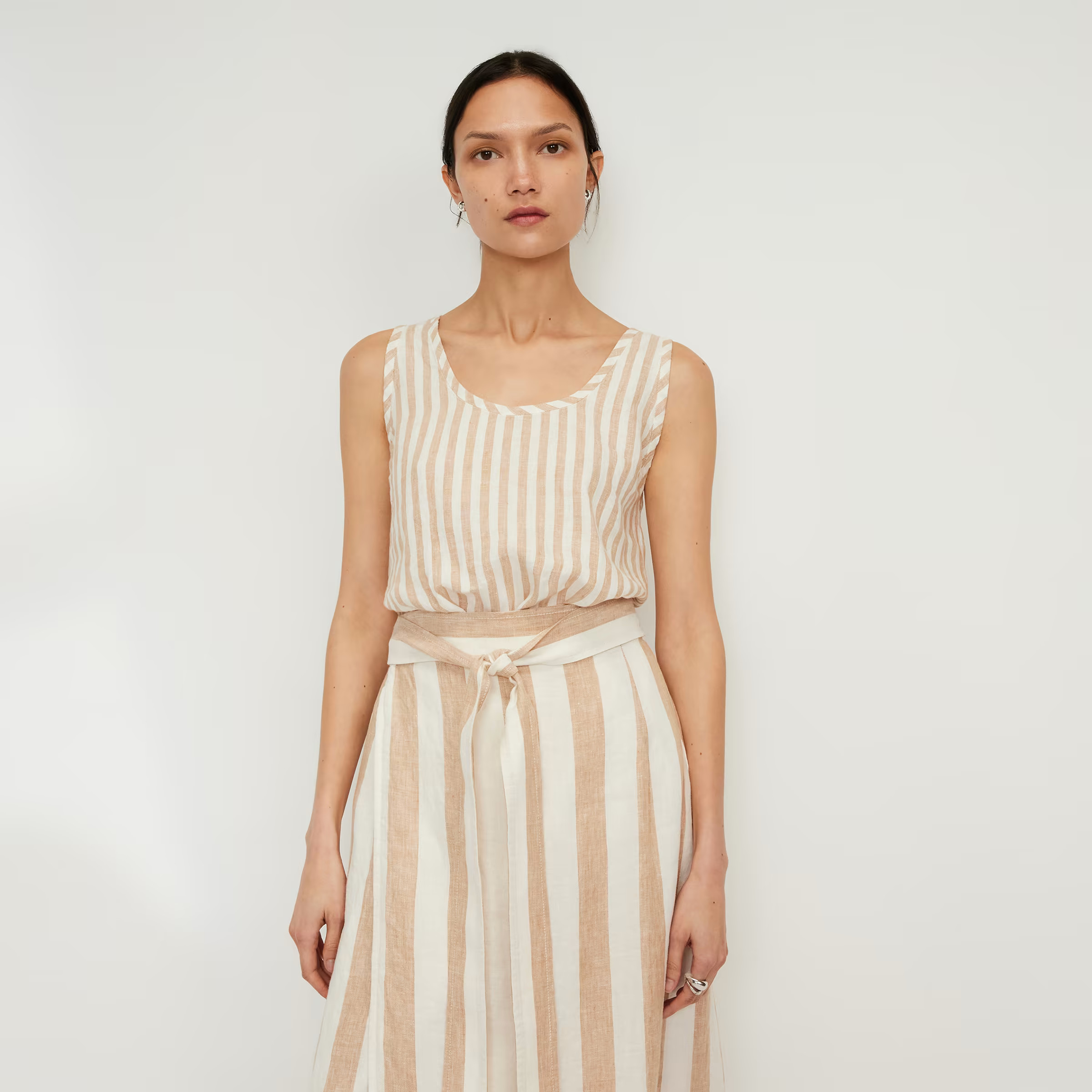 The Linen Scoop-Neck Tank | Everlane