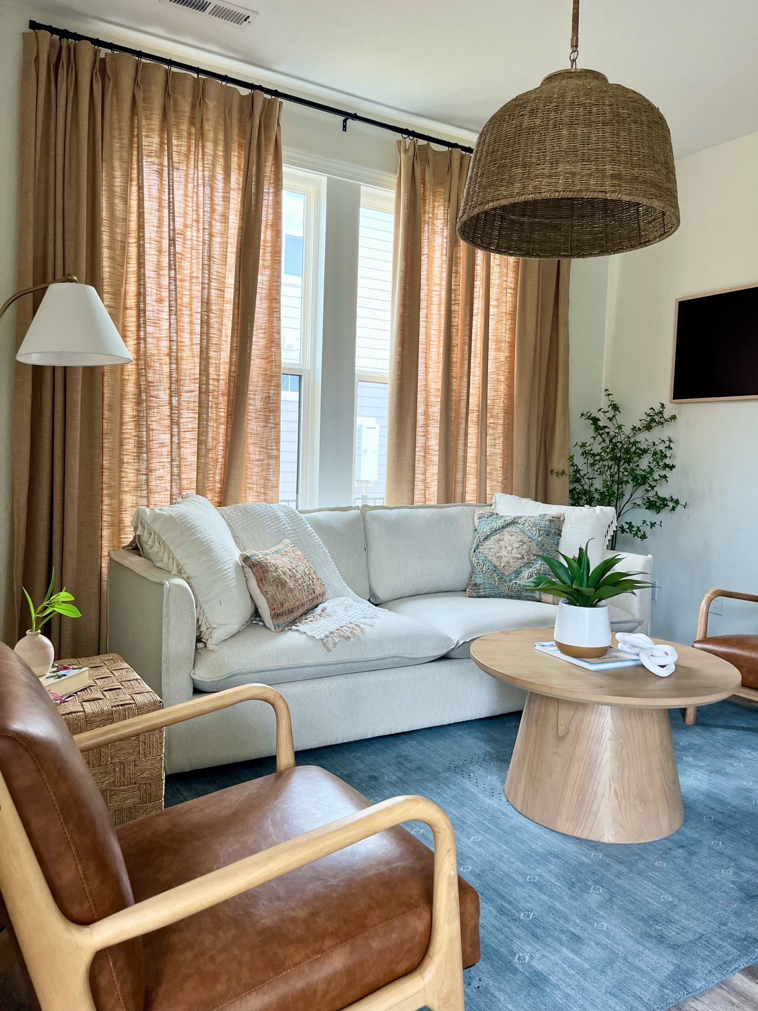 Cassidy’s Guest Living Space 