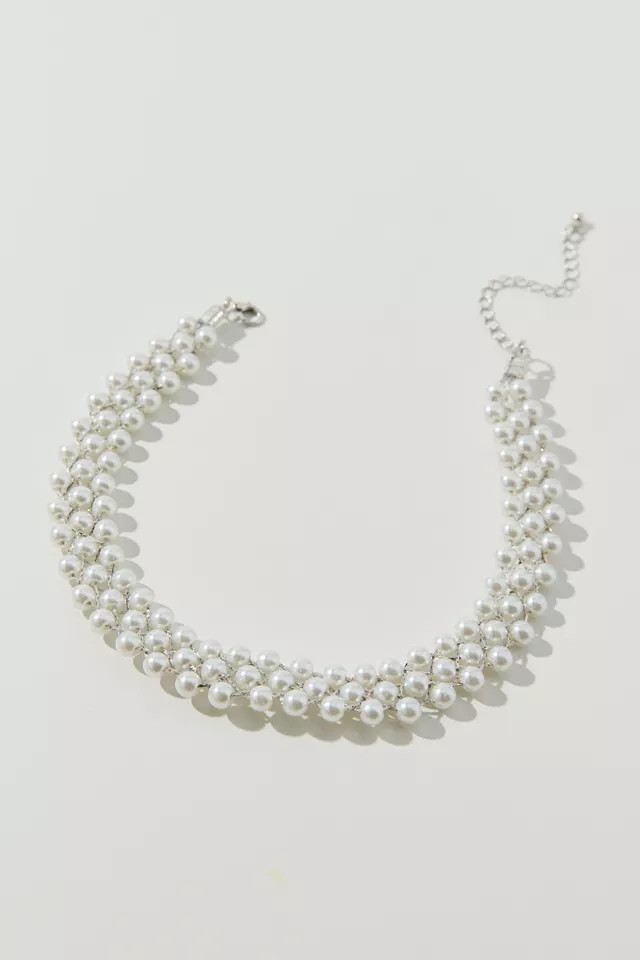 Grace Pearl Choker | Urban Outfitters (US and RoW)
