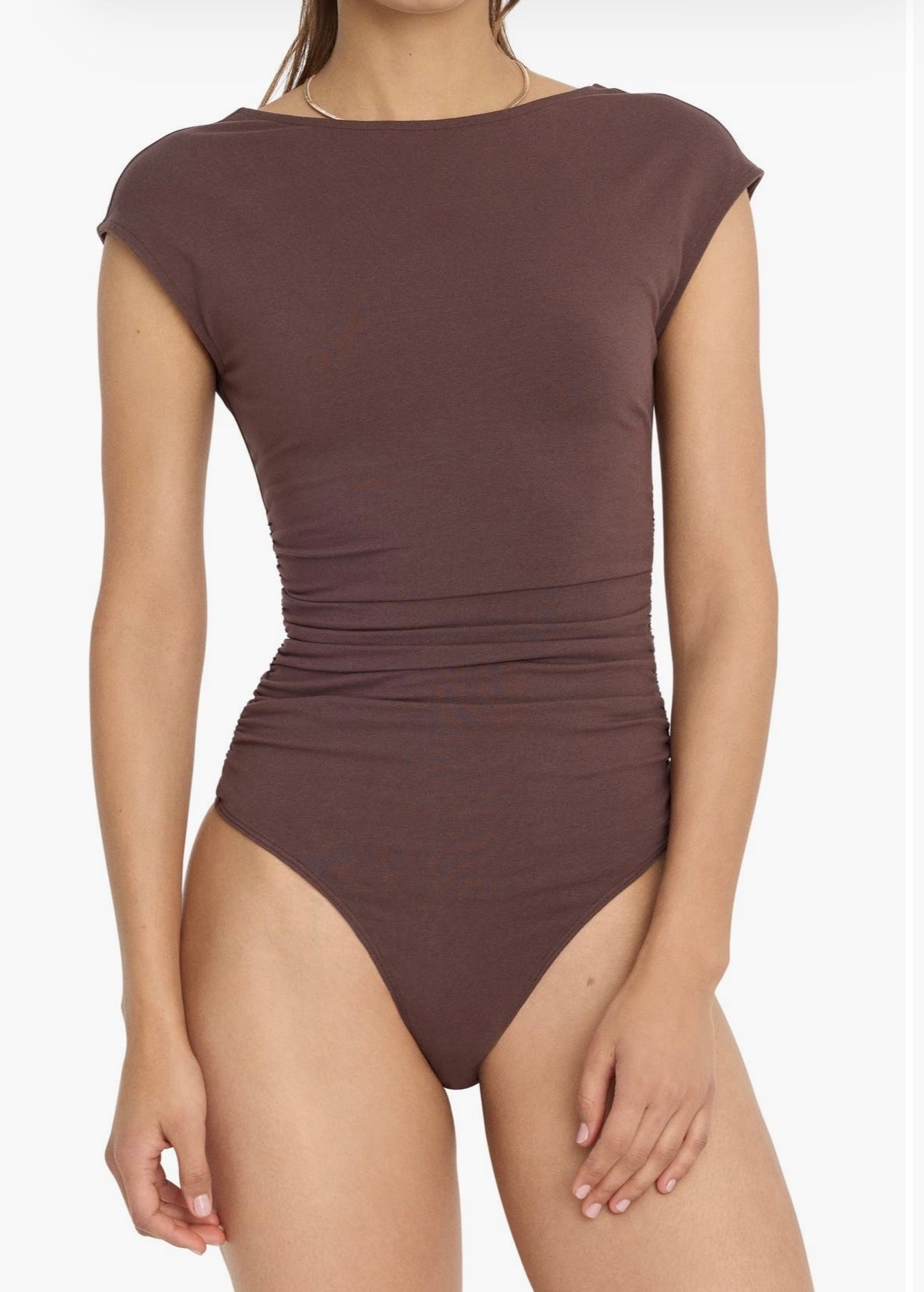 Spring basics
Basic tops