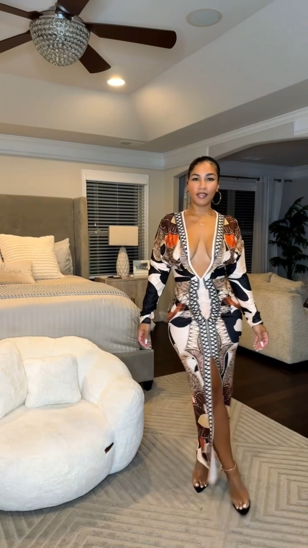 Amazing stretch , curve hugging & a 2 for 1 deal 🤗… you can flip the Deep V to the back if you feeling a lil shy with showing off too much in the front #shoptutuslook

#LTKFindsUnder50