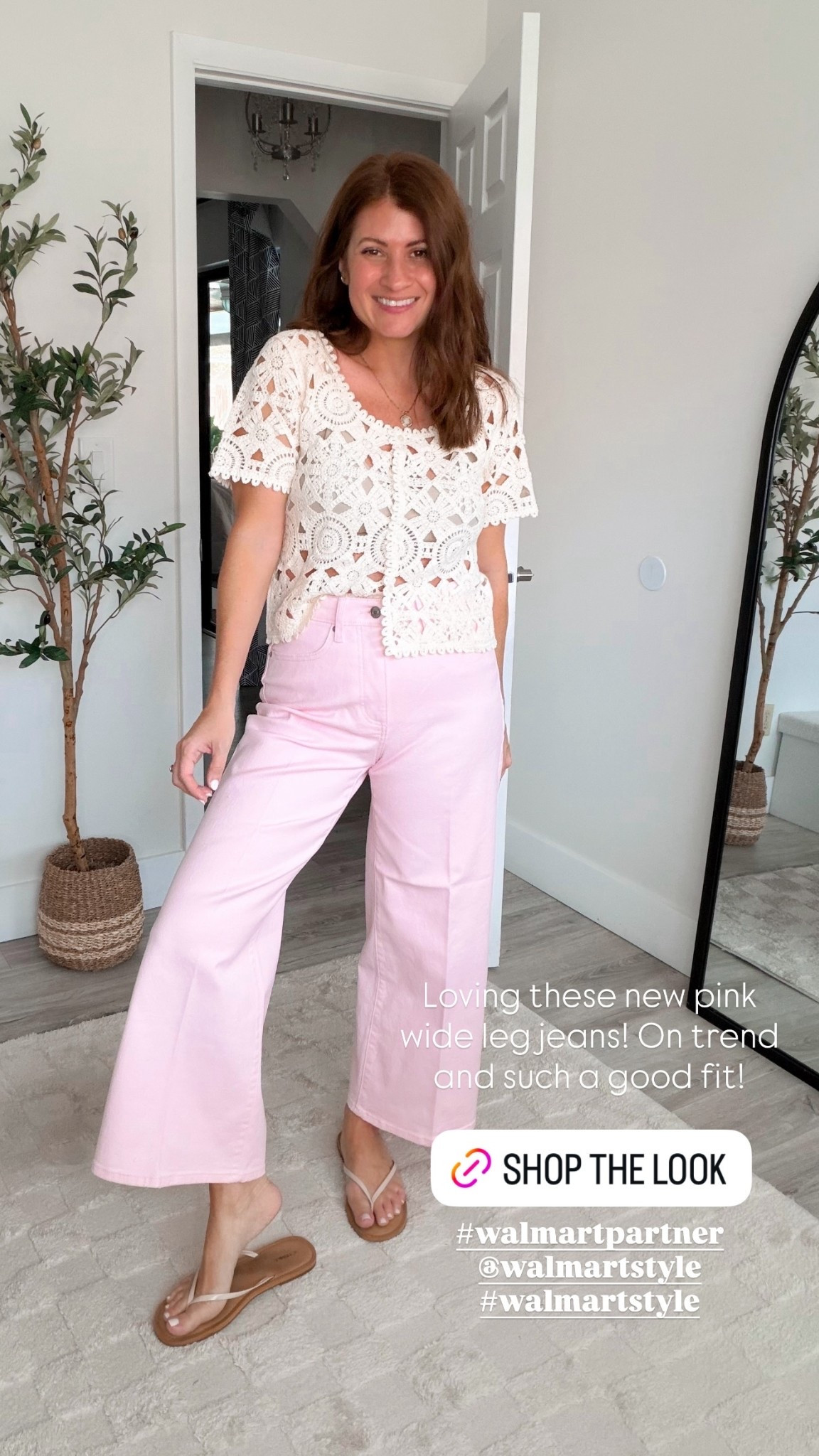 Loving these new pink wide leg jeans! On trend and such a good fit! #walmartpartner @walmartstyle #walmartstyle