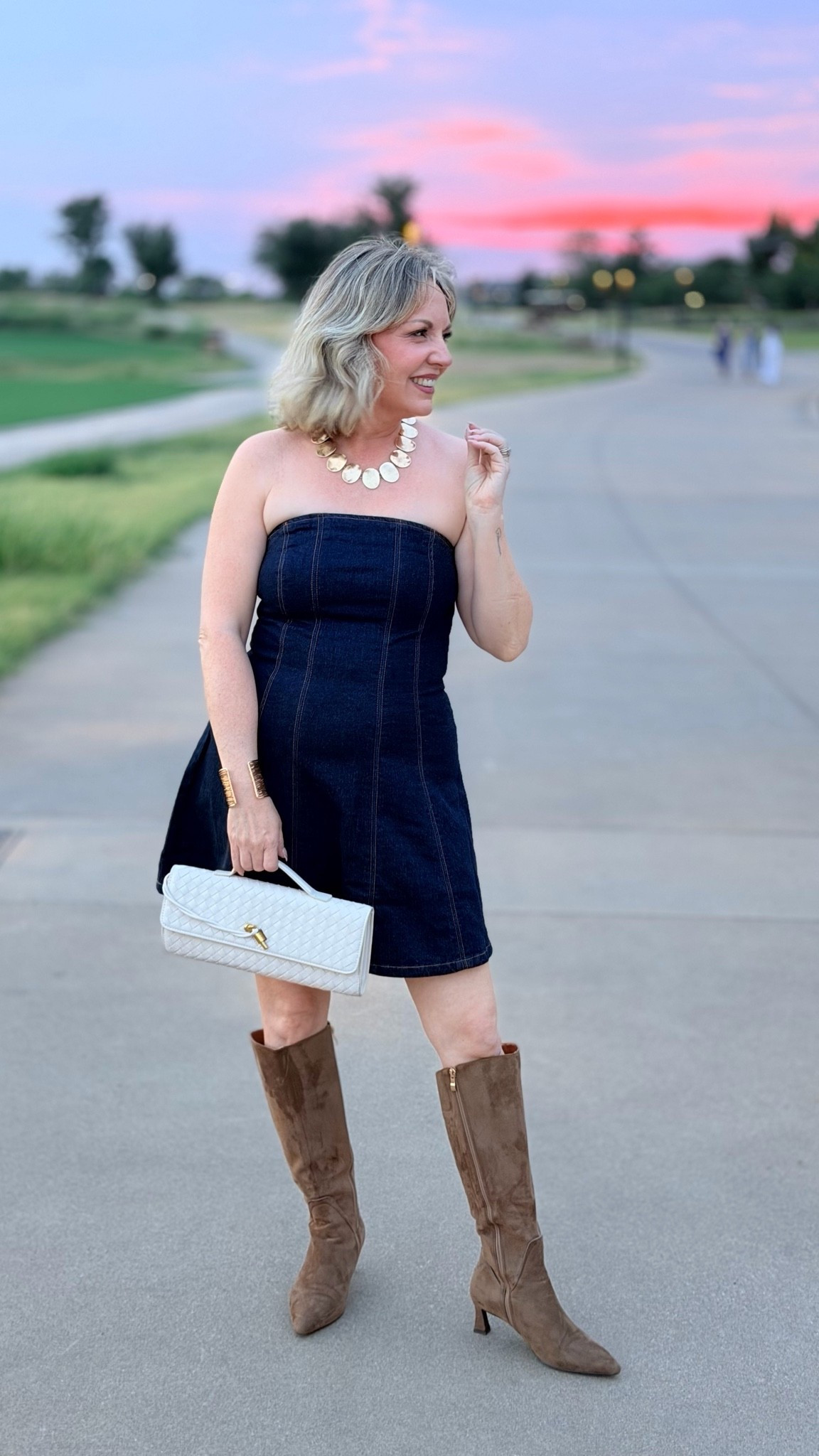Medium petite Abercrombie dress on sale!