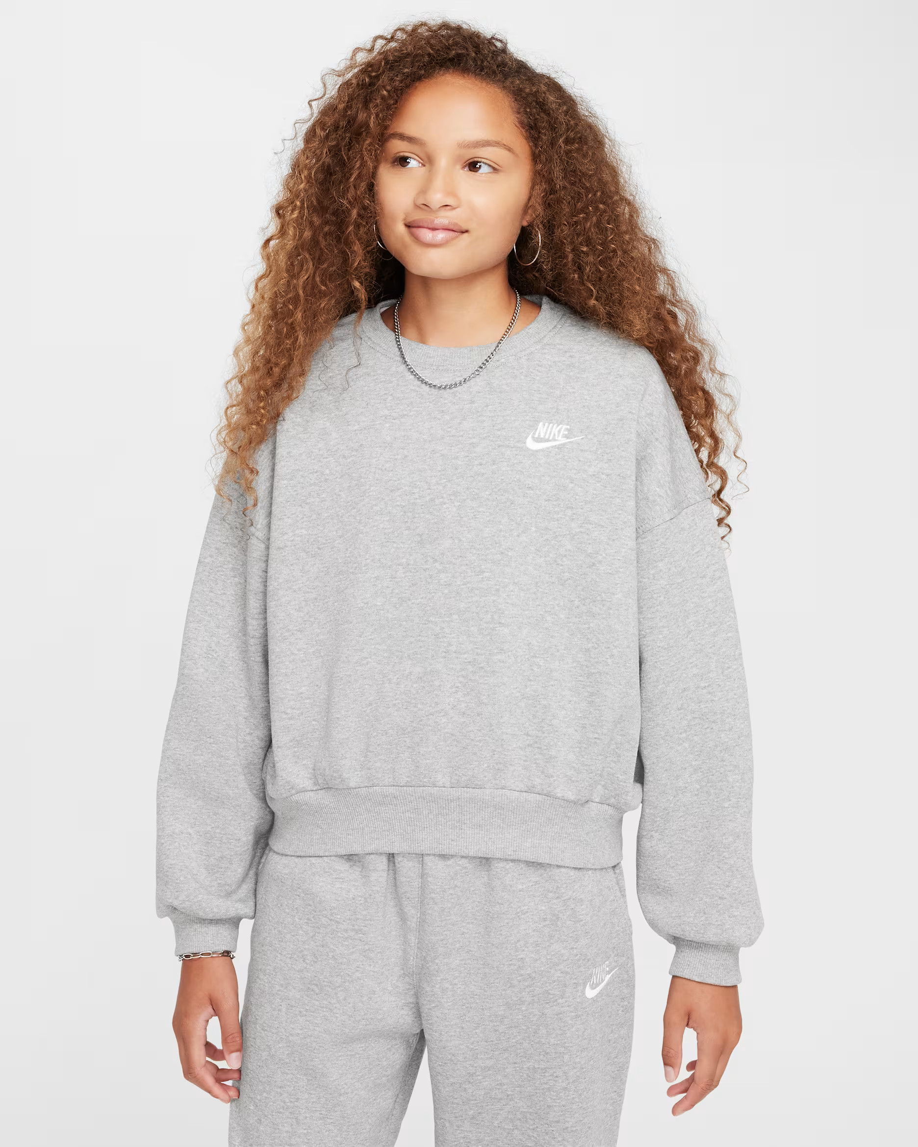 Nike Sportswear Club Fleece Girls' Boxy Crew-Neck Sweatshirt | Nike (US)