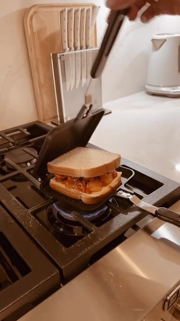 Amazon finds
Cooking hacks 
Sandwhich press
Stocking stuffers 

#LTKVideo #LTKhome #LTKGiftGuide