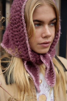Contrast Knit Headscarf - Pink at Urban Outfitters | Urban Outfitters UK