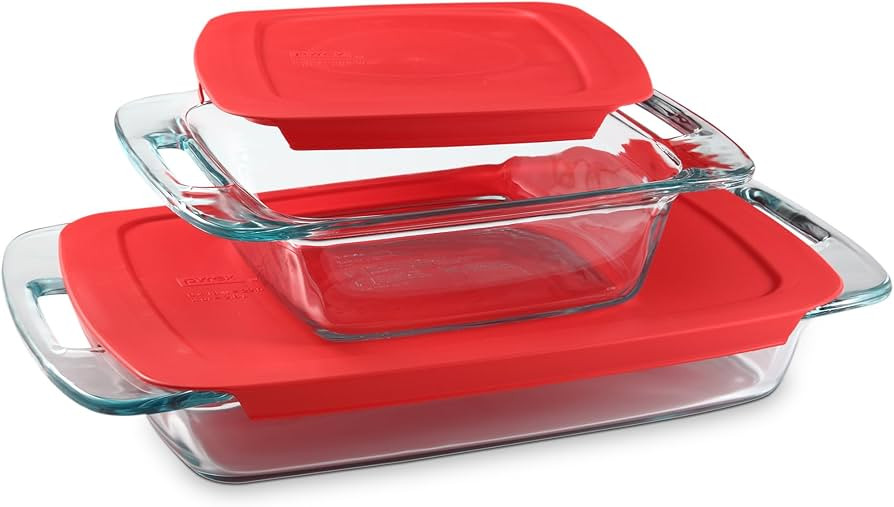 Pyrex 4-Piece Extra Large Glass Baking Dish Set With Lids and Handles, Oven and Freezer Safe | Amazon (US)