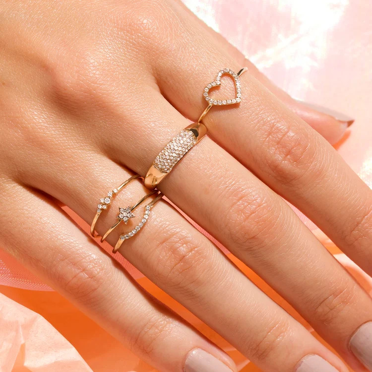Heart Wide Open Topaz Ring | Stone & Strand