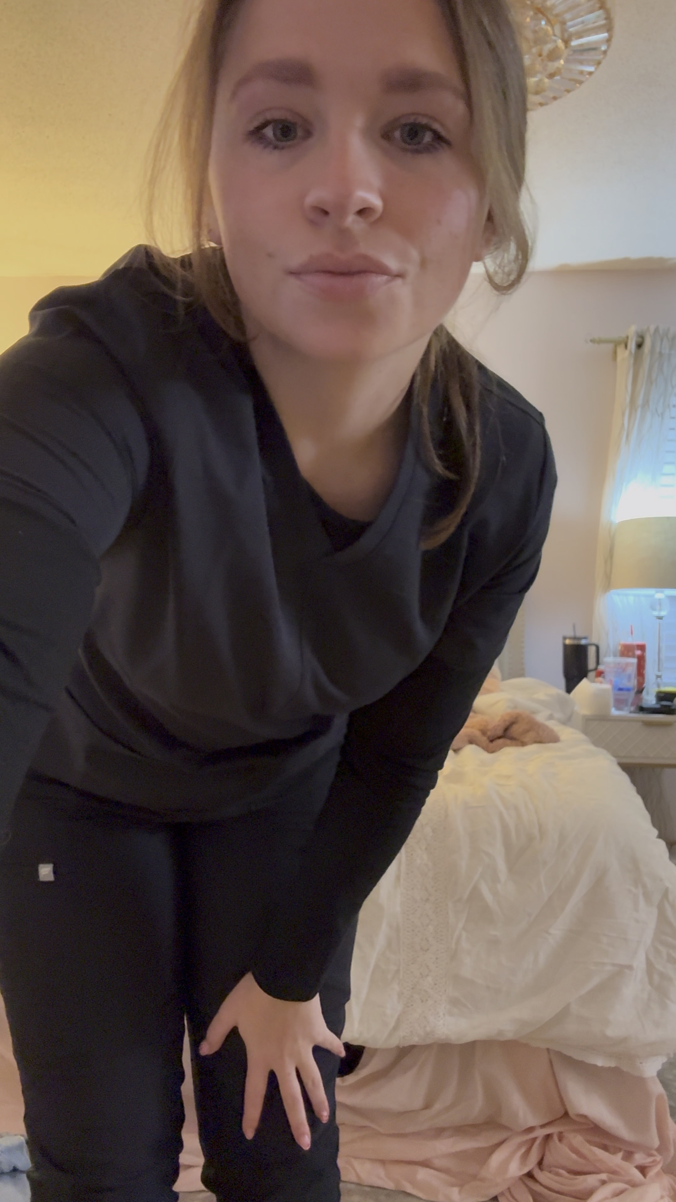 Trying out Fabletics scrubs! They are so comfortable but also flattering! 


#LTKWorkwear #LTKFindsUnder50