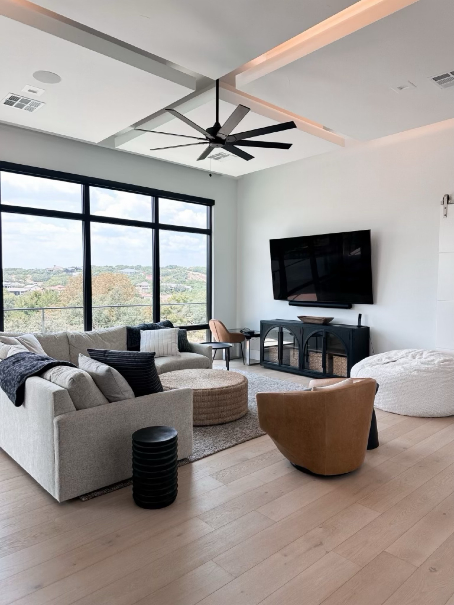 Cleaned and organized today and it feels so good! 

Living room, home decor, home design, arhaus 

#LTKhome