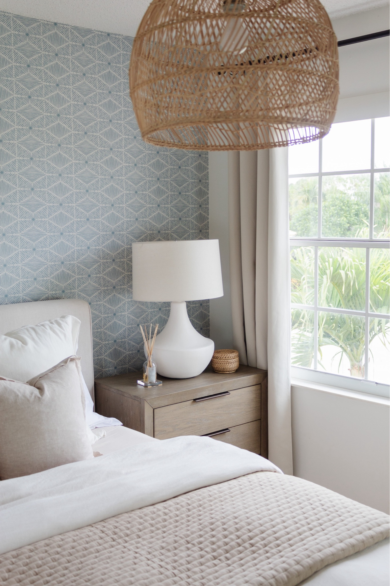 Bedroom Decor 

#bedroomdecor #cljsquad #amazonhome #organicmodern #homedecortips #bedroomremodel #Teenbedroom


#LTKhome #LTKsalealert #LTKSeasonal