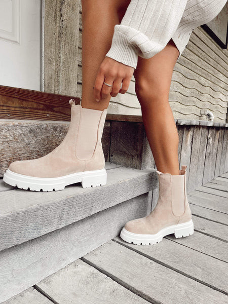 Cream Joanna Boot | Lane 201 Boutique
