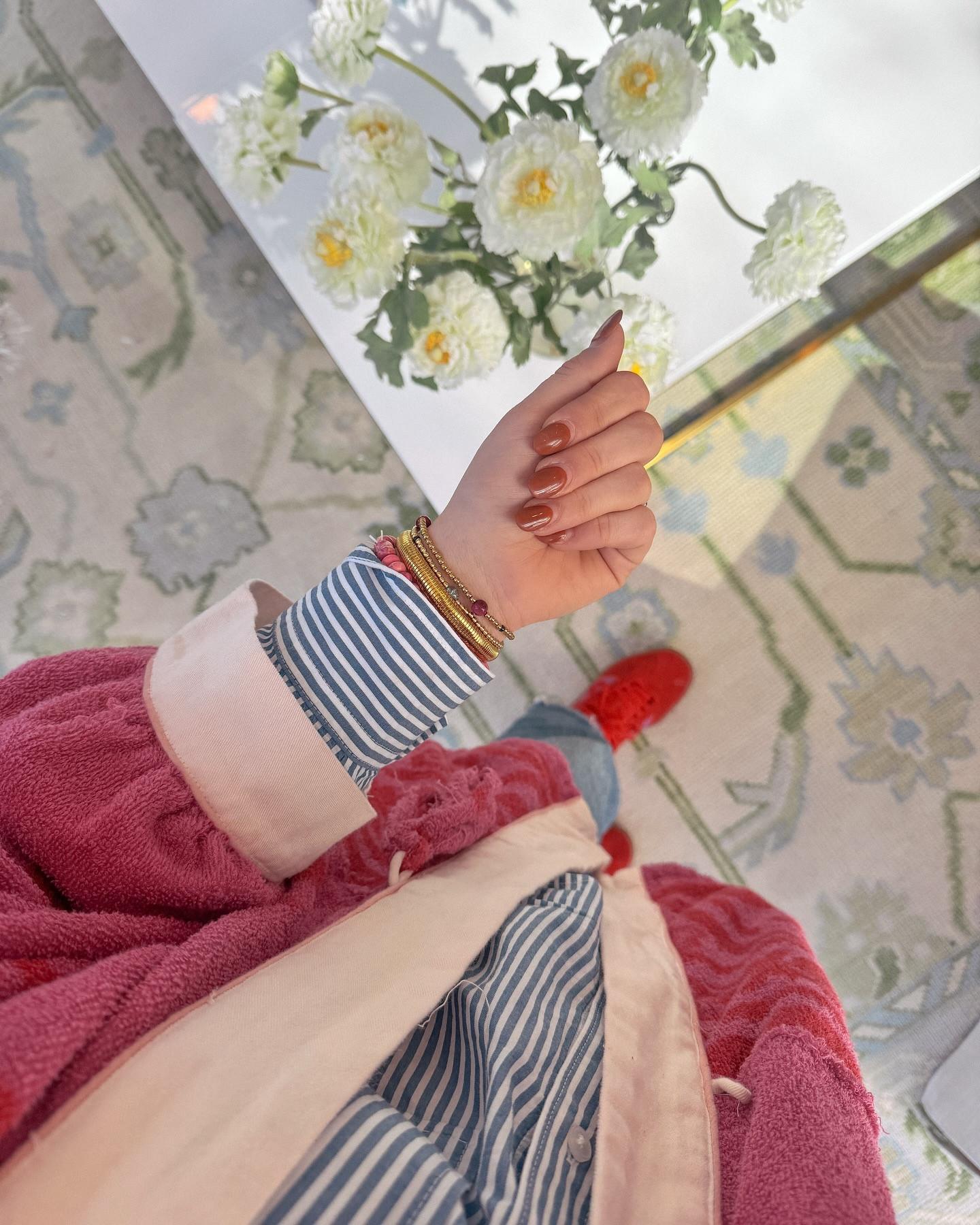 Recent joy list:
- chocolate moose by opi 💅🏼 
- a “big boy” trampoline from the grandparents
- Christmas movies at Alabama theater
- train rides at the zoo 🚂 
- smoothie ingredients
- dreary days with colorful umbrellas
- blanket rides from Uncle Ham
- “here mama, let me get the door for you”
- 🍪 these.
- conquering fears at the park
- imaginative play with boxes
- fighting off “bears”