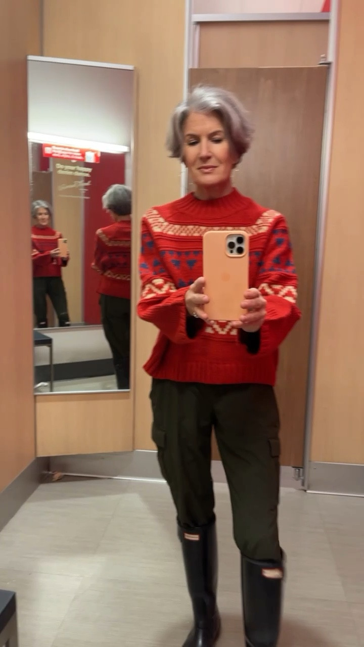 I’m in love with my new fair isle Christmas sweater! It comes in several different colors. I got the ivory/neutral one too!

#LTKSeasonal #LTKunder50 #LTKHoliday