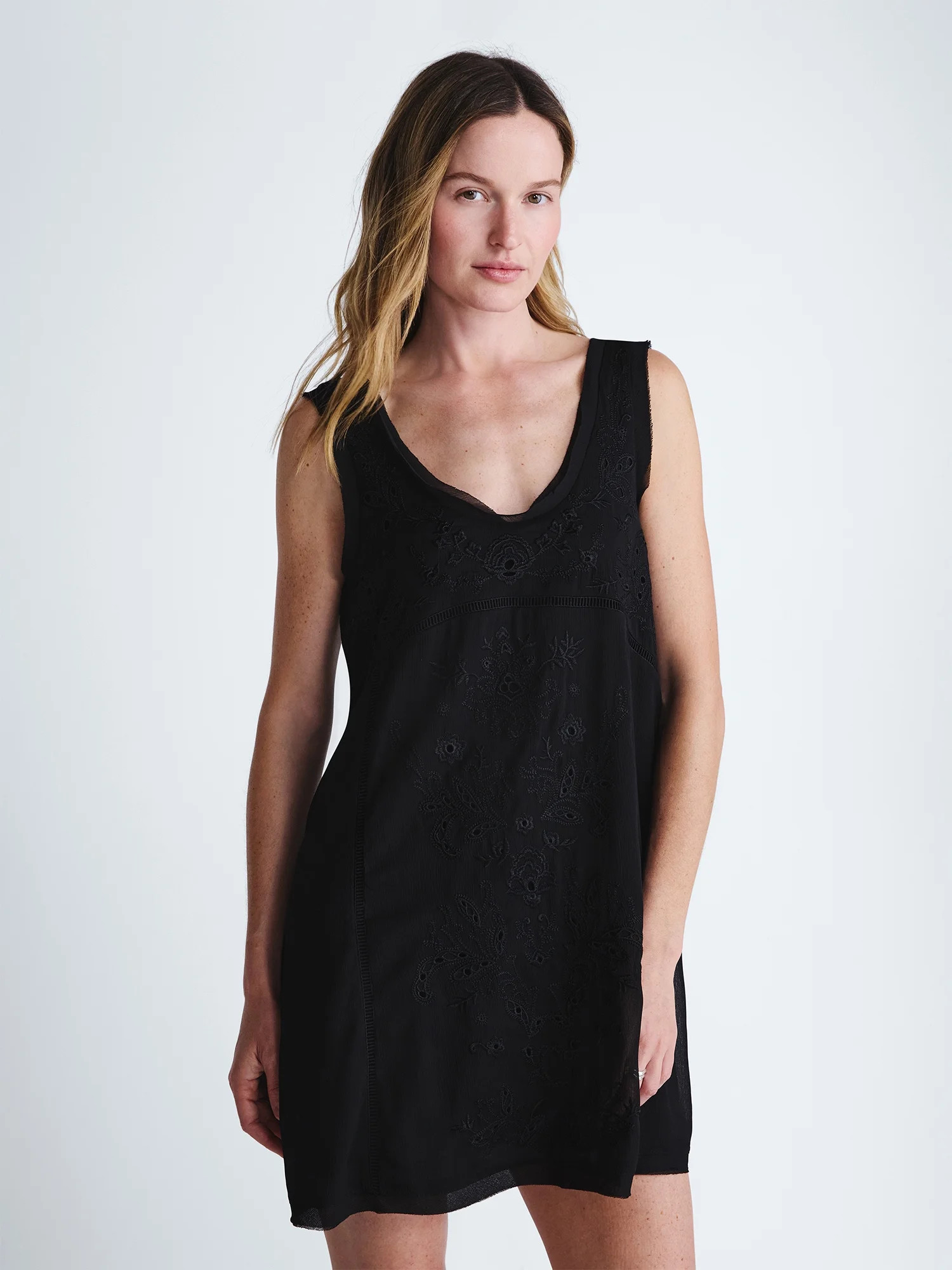 Scoop Women's and Women's Plus Embroidered Mini Dress, Sizes XS-4X | Walmart (US)