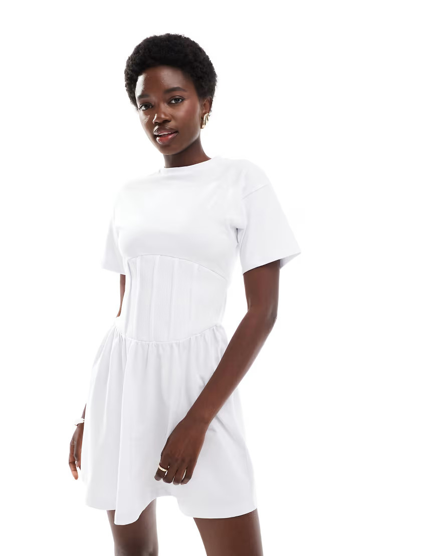 ASOS DESIGN – T-Shirt-Minikleid in Weiß mit Korsetttaille | ASOS (Global)