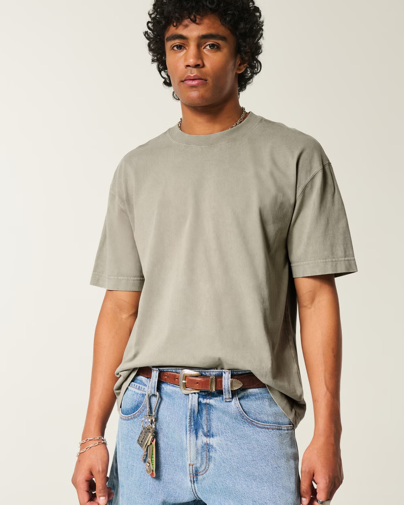 Boxy Heavyweight Washed Cotton Crew T-Shirt | Hollister (US)