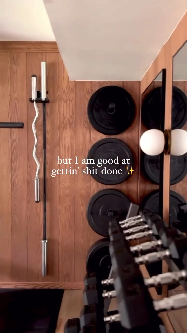 🕺🏻 hope y’all are here for the entertainment haha #diygirl