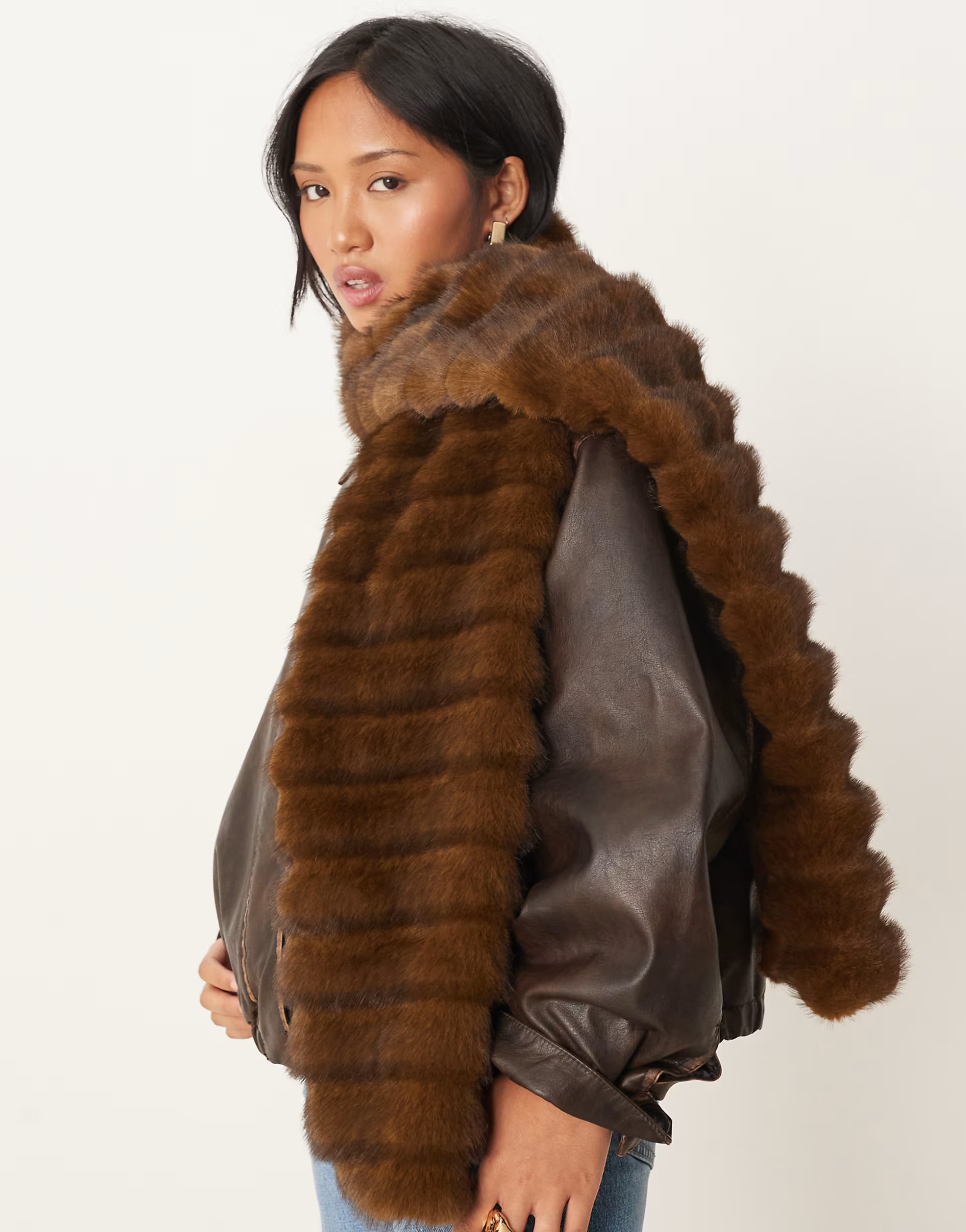 ASOS DESIGN textured faux fur scarf with pockets in chocolate | ASOS | ASOS (Global)
