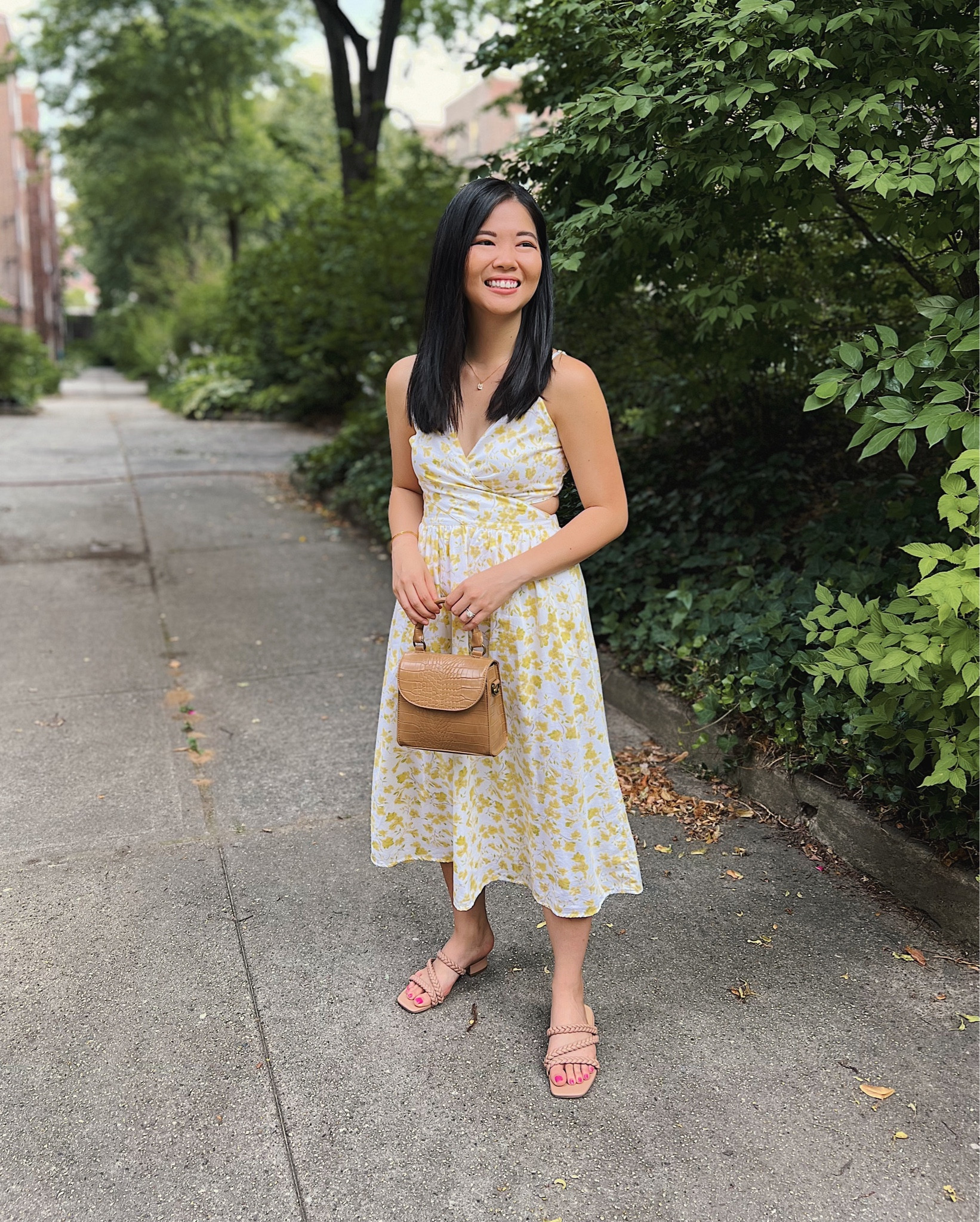 Yellow floral dress (XS)
The Drop Makenna dress
Yellow dress with cutout 
Yellow dress with open back 
Open back dress 
The Drop Diana Top Handle Crossbody Bag
Brown Crossbody bag 
Brown top handle bag 
Braided sandals  (TTS)
Summer dress 
Vacation dress 
Amazon dress 
Amazon fashion 
Amazon outfit 
Summer outfit 

#LTKFind #LTKunder100 #LTKstyletip