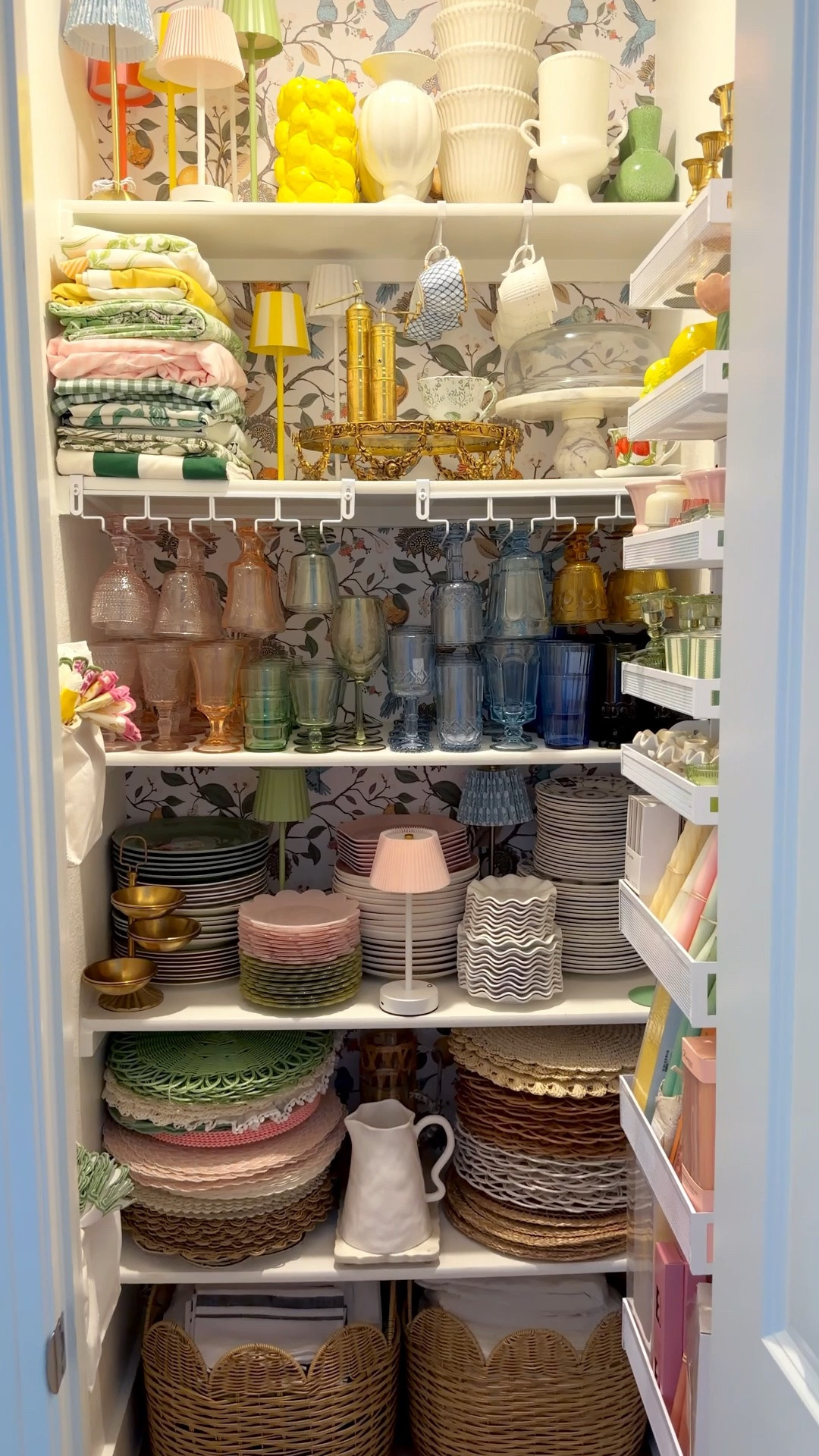 Hostess closet part 3: organization

#LTKdayinmylife #LTKHome #LTKselfcare