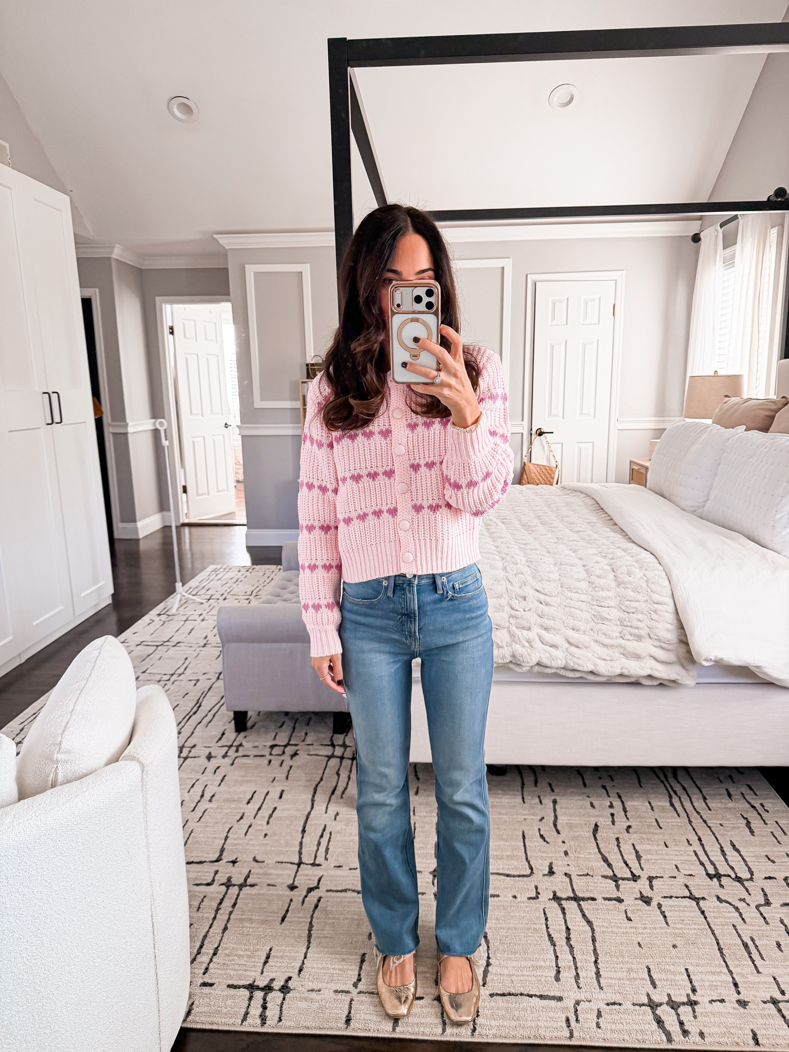 Cute, cozy, and perfect for Valentine’s Day — this one is an easy yes 💗 🔗⬇️ wearing size xs 

#LTKmomlife #LTKFindsUnder50 #LTKOver40