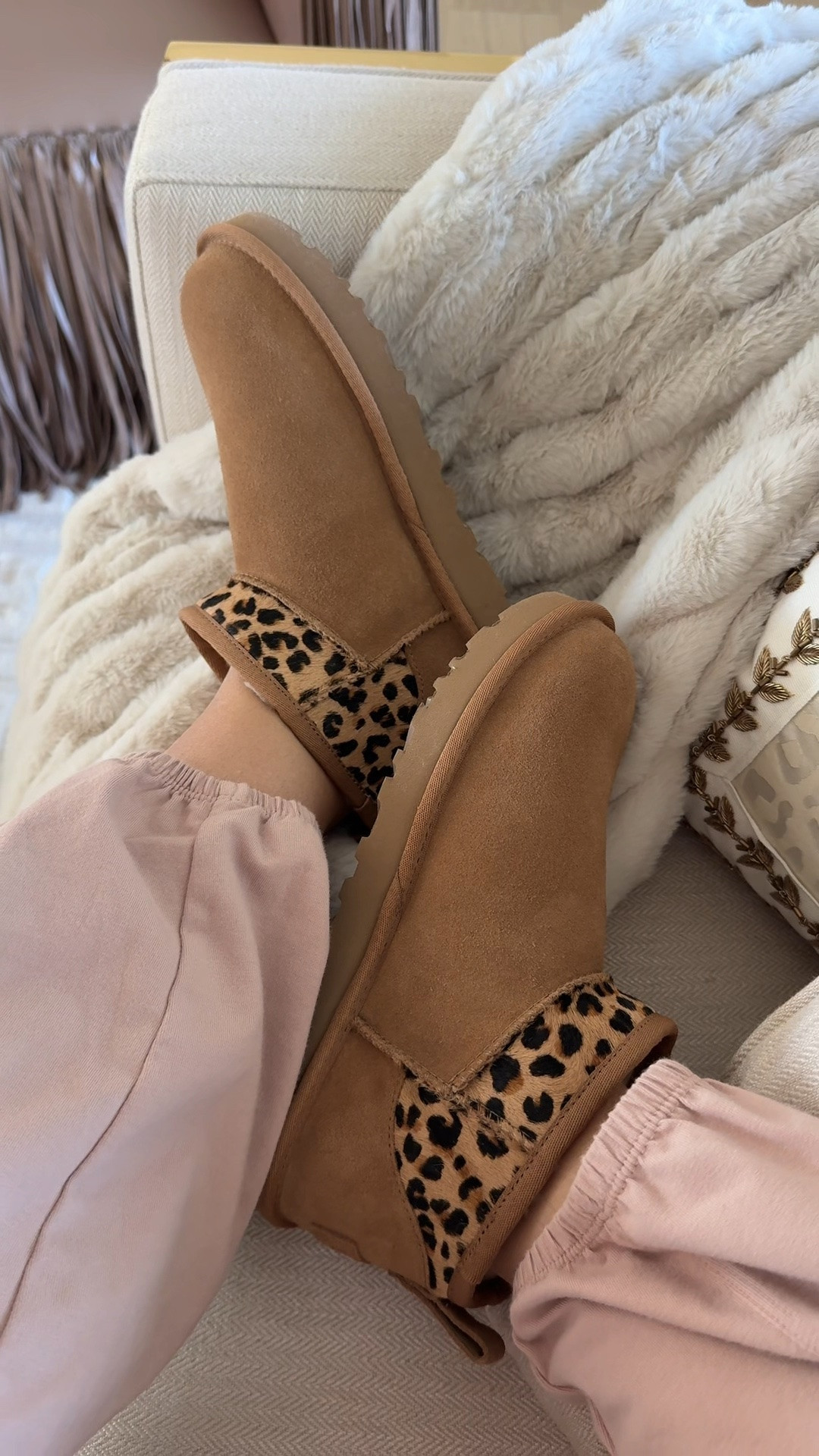 POV you find your dream Uggs on sale! These run TTS! 

@nordstromrack #ad

#LTKSaleAlert #LTKootd #LTKSeasonal