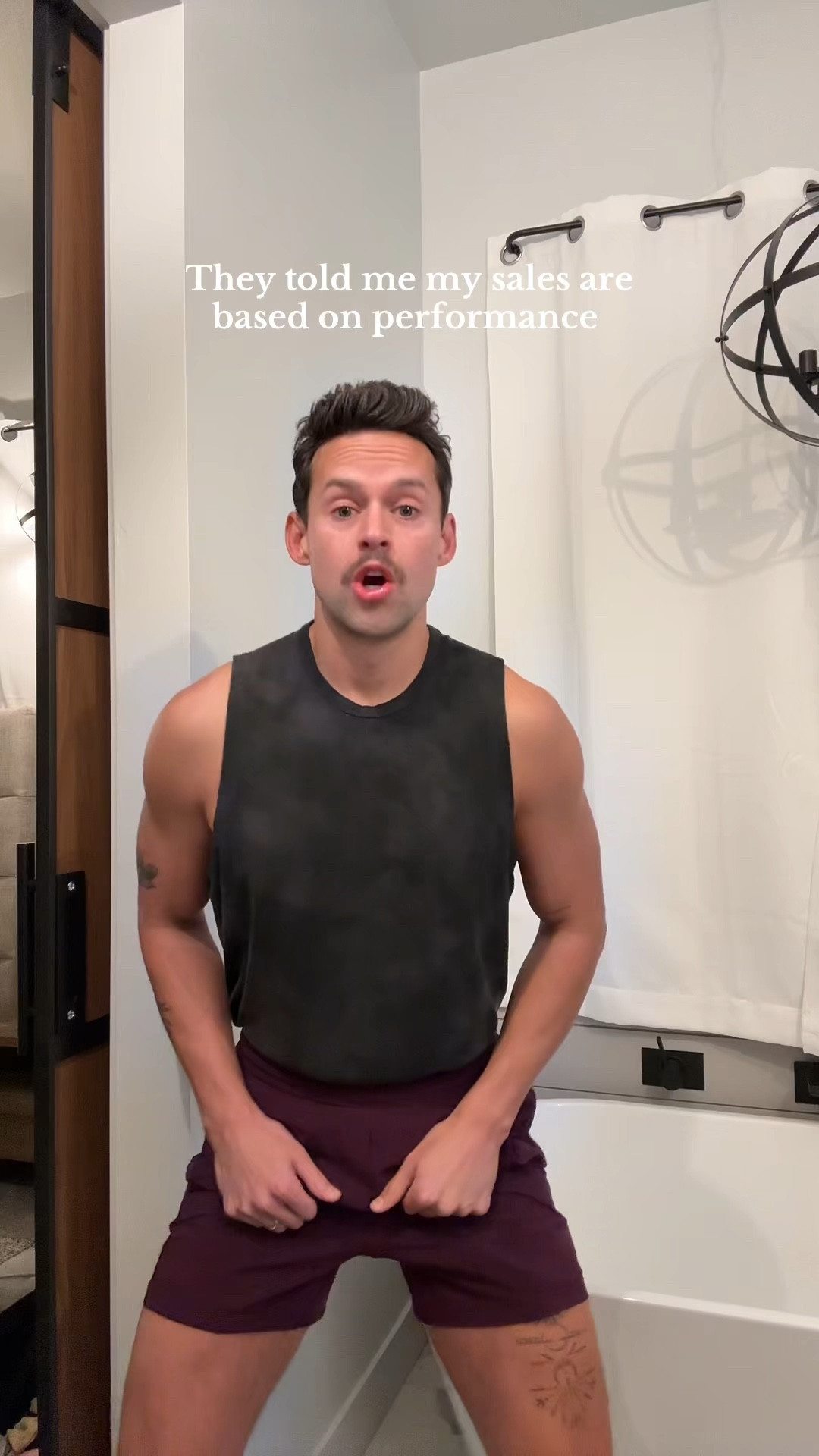 Would you buy what I’m selling? 😆

I’m obsessed with this workout tank from Abercrombie. It’s such a good fit and luxe material. I’ve paired it here with the 5 inch pace breaker from Lululemon. I love the way they fit and they are linerless so super comfy! 



#LTKActive #LTKFamily #LTKMens