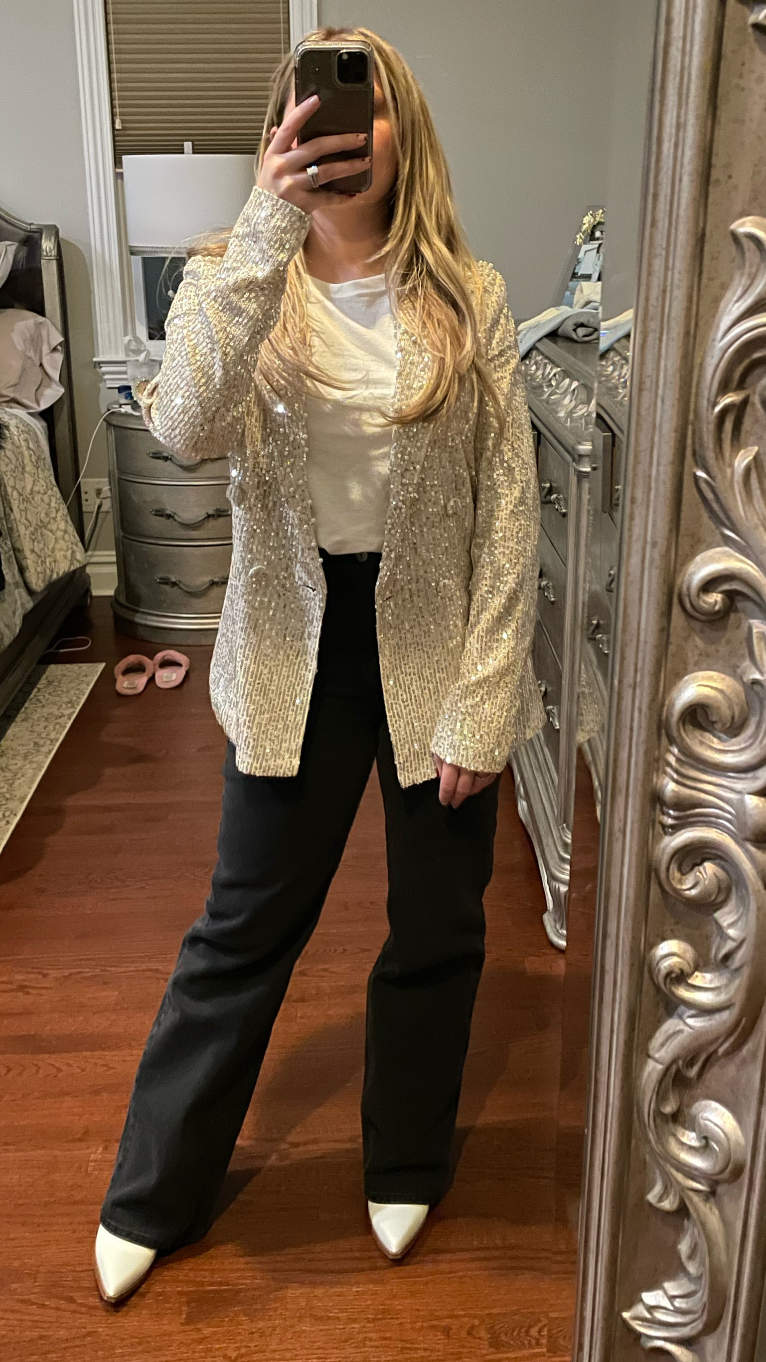 Casual holiday dinner outfit 

#LTKHoliday #LTKunder100 #LTKSeasonal