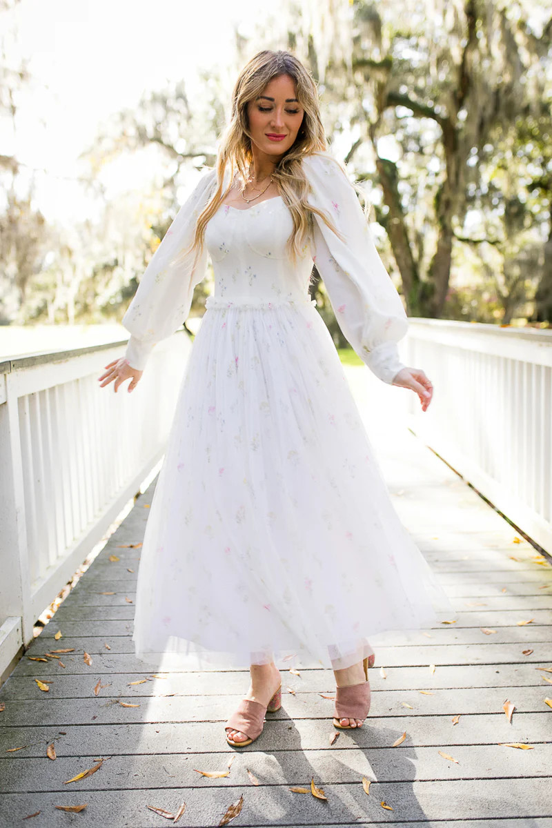 Florence Dress in White Floral | Ivy City Co