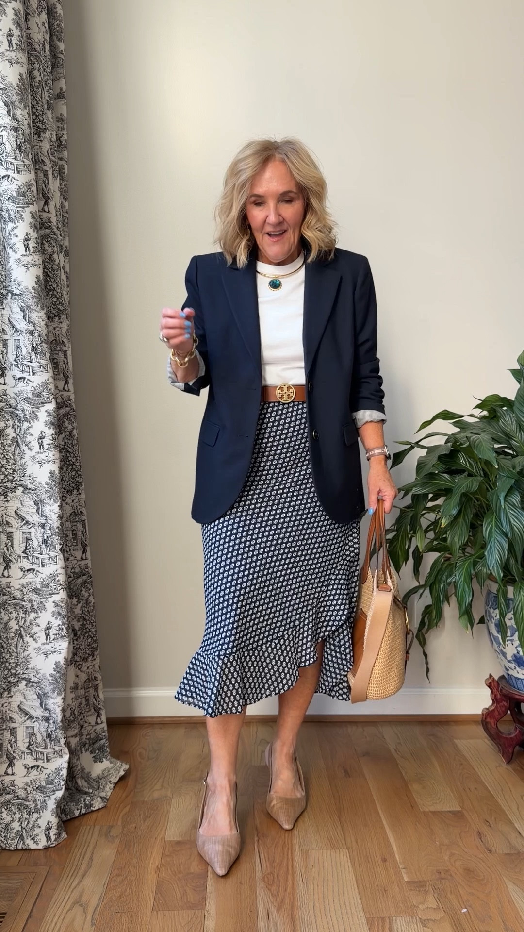 Blazer size 10, petite
Skirt size medium regular
White tea ice size down to a small for a fitted look, but if I’m going to wear it on its own, I would’ve taken a medium
These slingbacks are truly the most worn shoes in my closet. I’ve had them for three years now and I still love them as much as the day I bought them. I did size up a half size for a little bit of extra room in my toes.
10% off my bag, with code NANETTE 


#LTKOver40 #LTKWorkwear #LTKSaleAlert