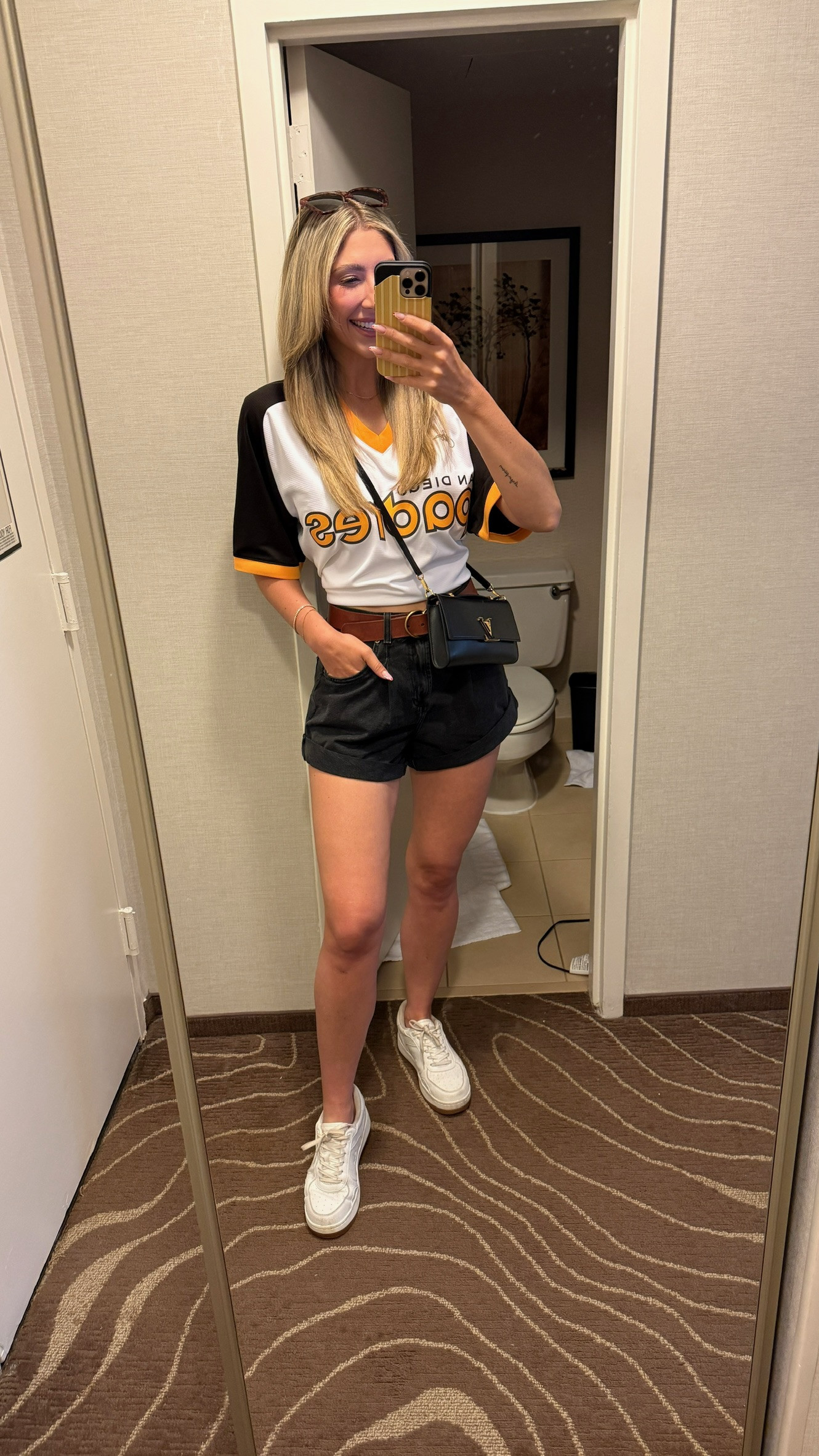 Game day ready for the San Diego Padres! ⚾️

Use code SAMANTHAX5 for 5% off Burga!

game day outfit, baseball outfit, ootd, quay, free people, aritzia, alo, louis vuitton, jersey, padres, shorts, denim shorts, jean shorts, sneakers, white sneakers, sunglasses, phone case, Nashville, Samantha Bauchmann 

 

#LTKOver40 #LTKStyleTip #LTKItBag