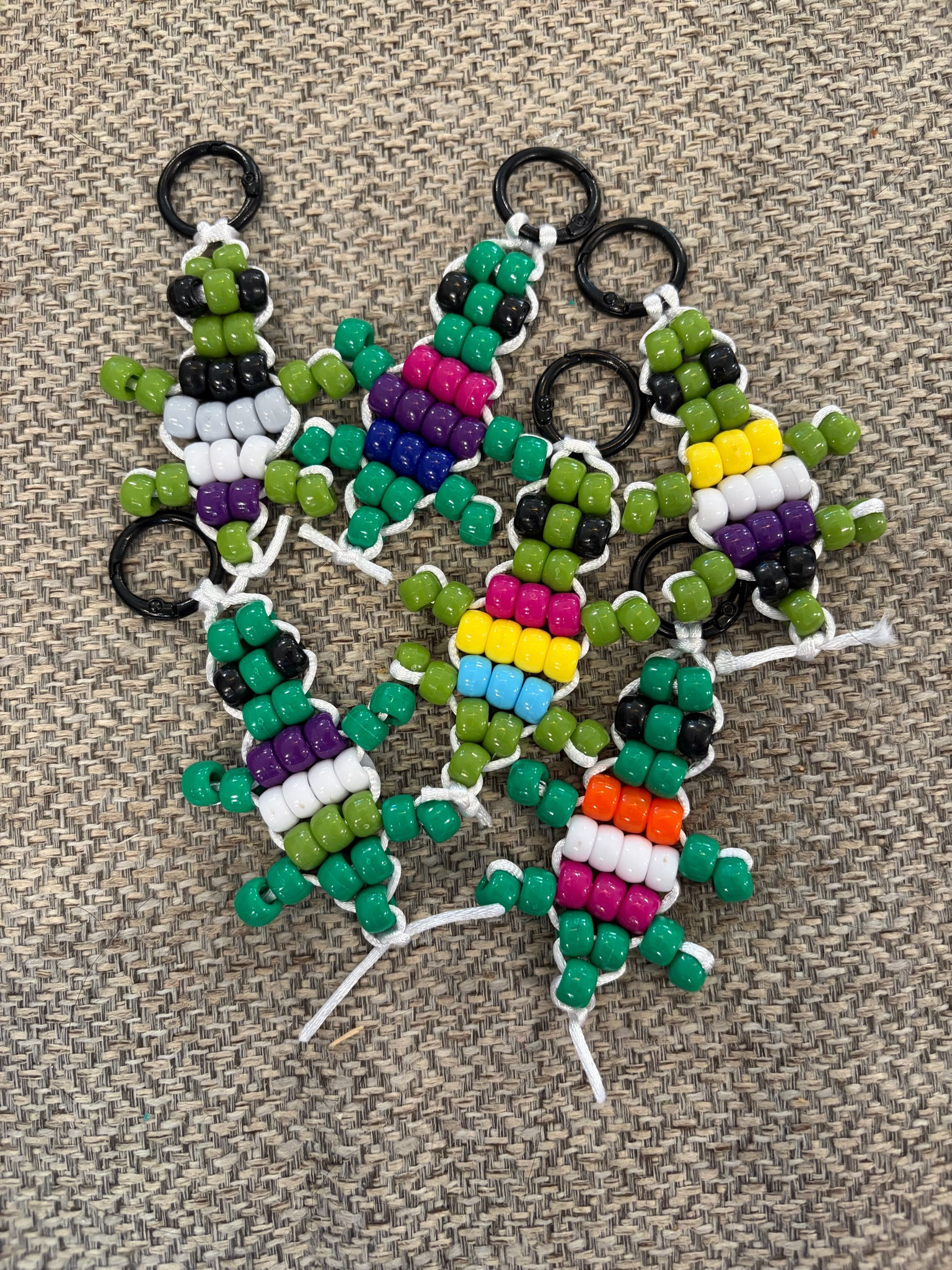 Title turtle keychains with pony beads millennial inspired hobby craft