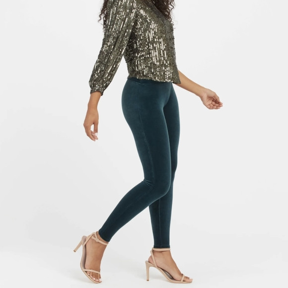 NWOT Spanx Velvet Leggings - Malachite | Poshmark