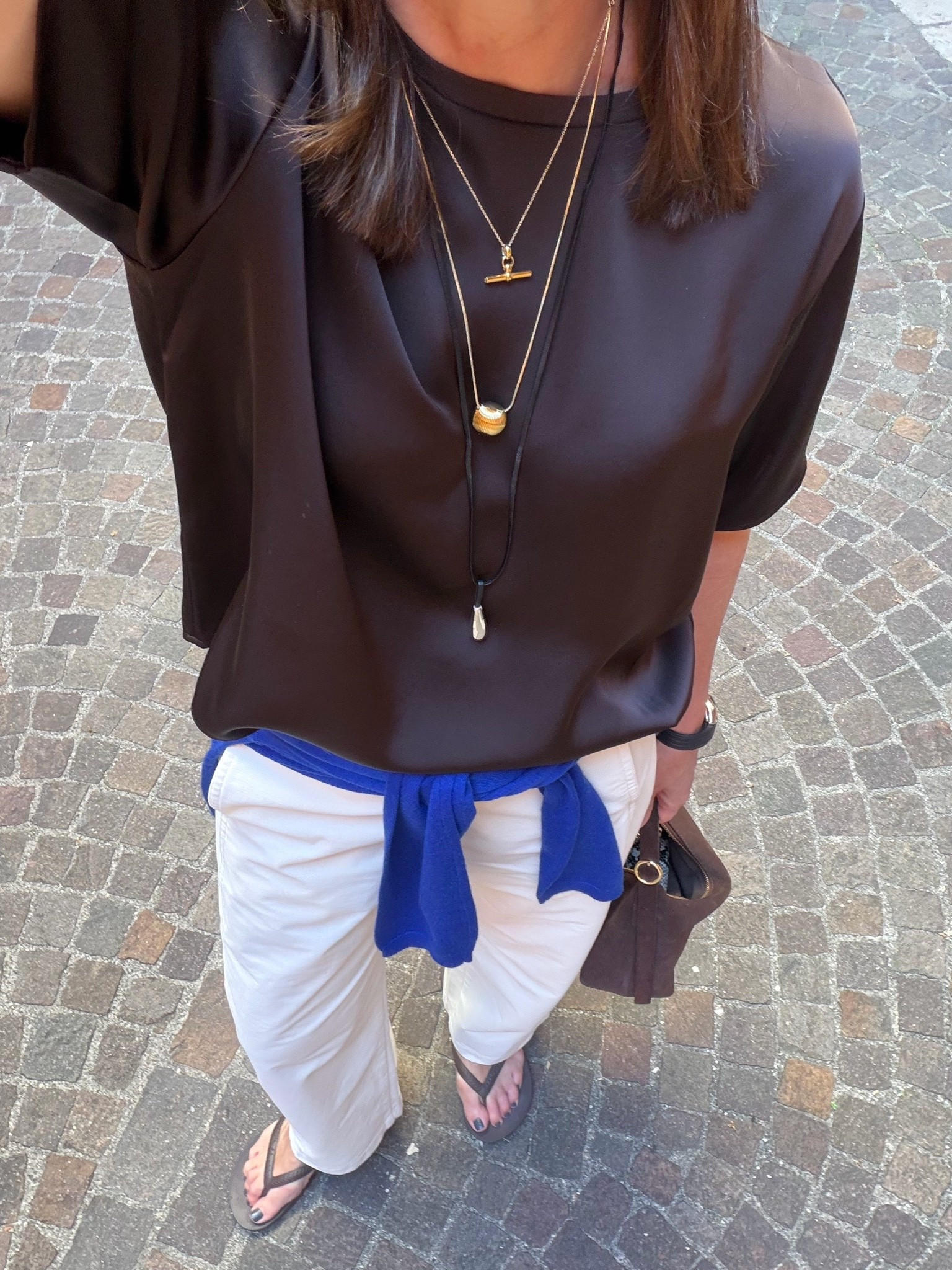 First evening in Verona. Chocolate with a side of cobalt 🤎💙
